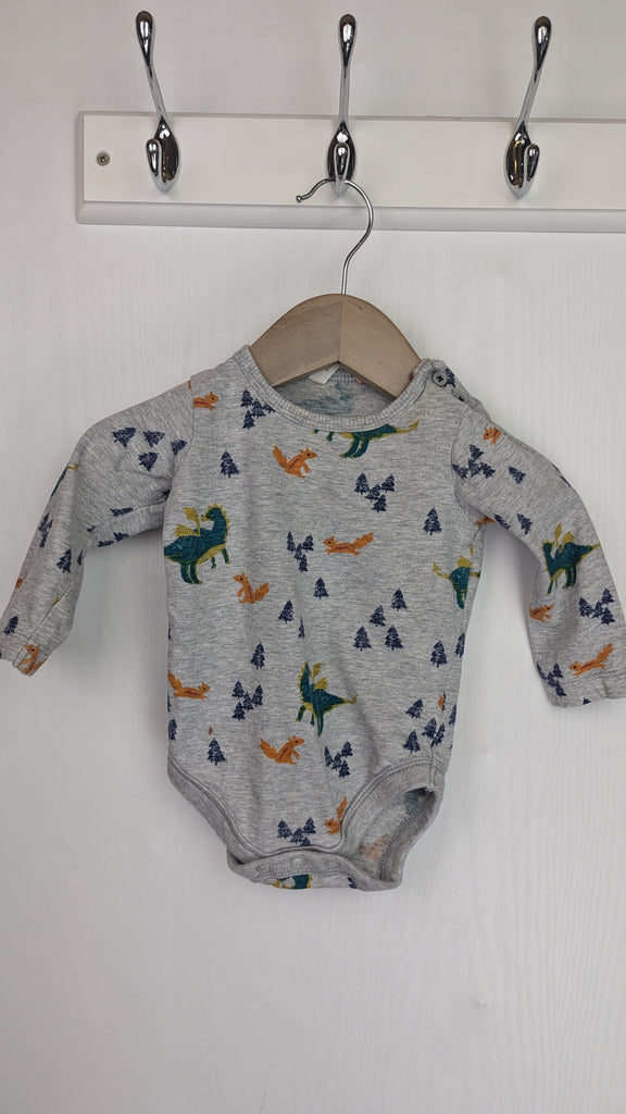 John Lewis Dragon Bodysuit - Baby Boys 3-6 Months John Lewis Used, Preloved, Preworn & Second Hand Baby, Kids & Children's Clothing UK Online. Cheap affordable. Brands including Next, Joules, Nutmeg Morrisons, TU, F&F, H&M.