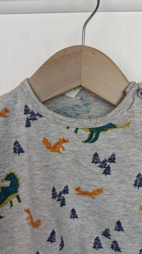 John Lewis Dragon Bodysuit - Baby Boys 3-6 Months John Lewis Used, Preloved, Preworn & Second Hand Baby, Kids & Children's Clothing UK Online. Cheap affordable. Brands including Next, Joules, Nutmeg Morrisons, TU, F&F, H&M.