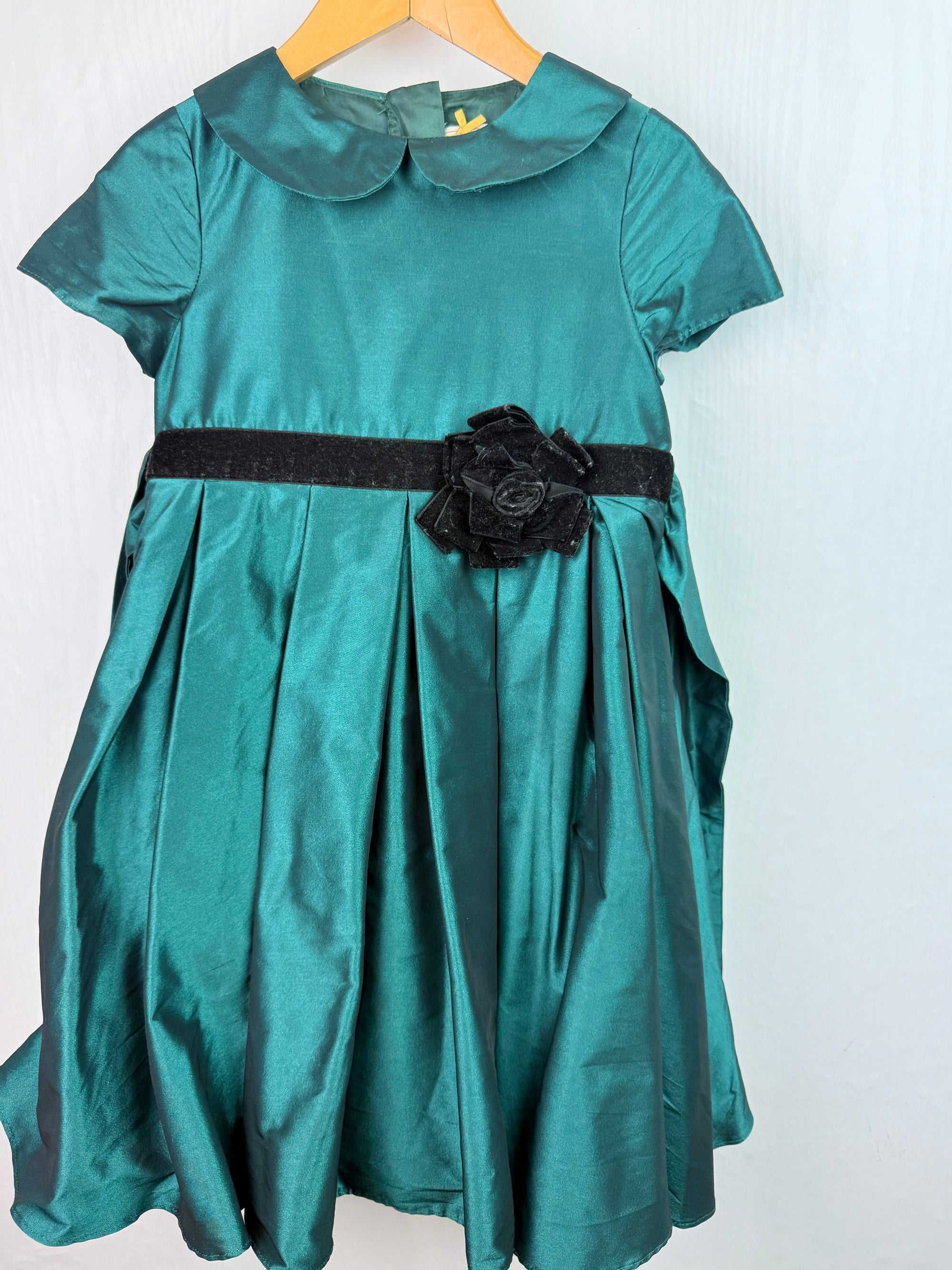 John Lewis Green Party Dress - Girls 3 Years - Little Ones Preloved. Second Hand Children's & Preloved Baby, Kids, Girls & Boys Clothes. UK online