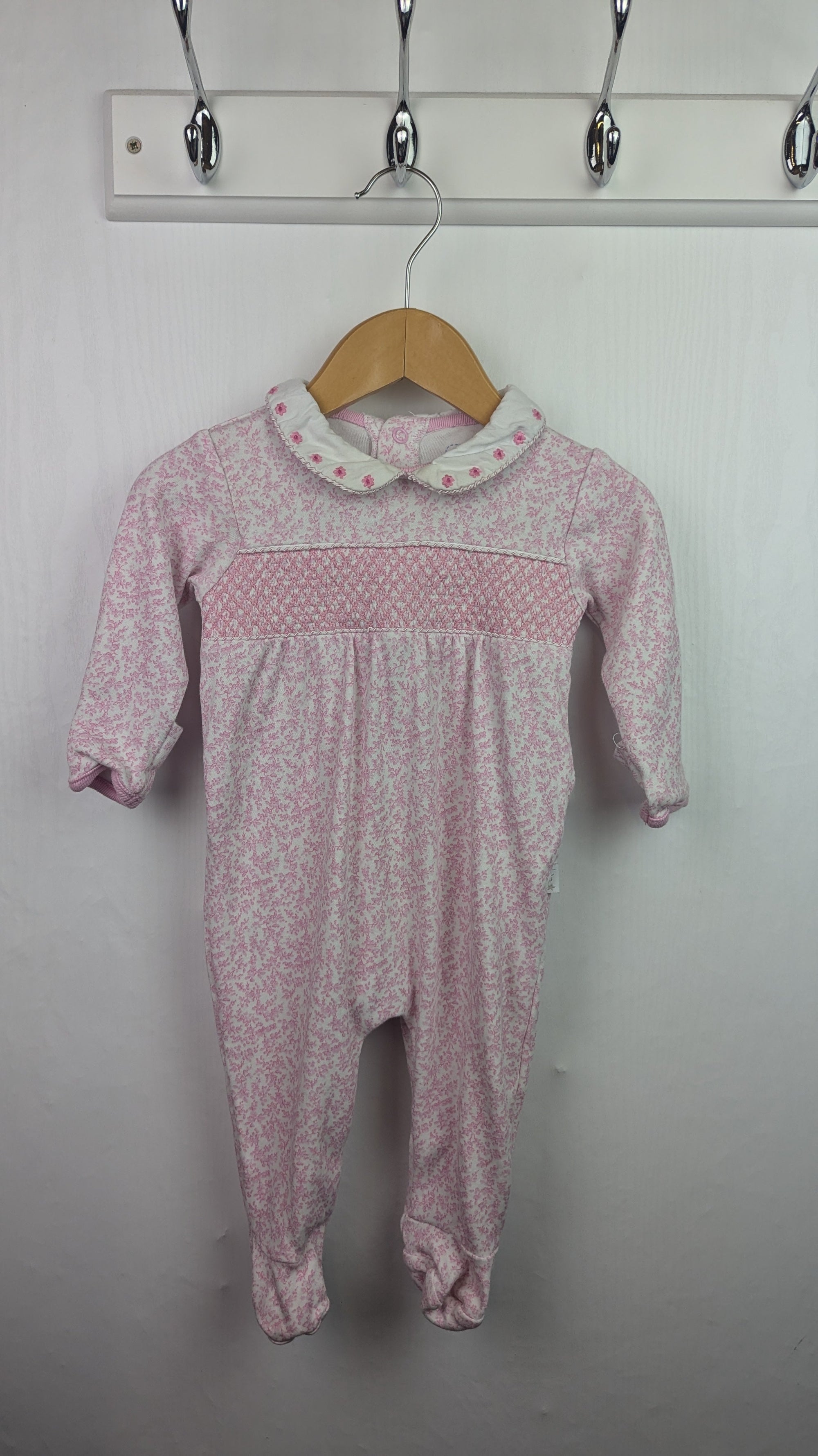 Jojo Maman Bebe Pink Floral Sleepsuit - Girls 3 - 6 Months - Little Ones Preloved. Second Hand Children's & Preloved Baby, Kids, Girls & Boys Clothes. UK online