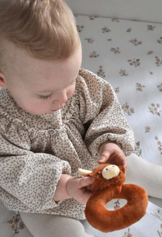 Jomanda Highland Brown Cow Baby Plush Rattle - 10CM - Little Ones Preloved. Second Hand Children's & Preloved Baby, Kids, Girls & Boys Clothes. UK online