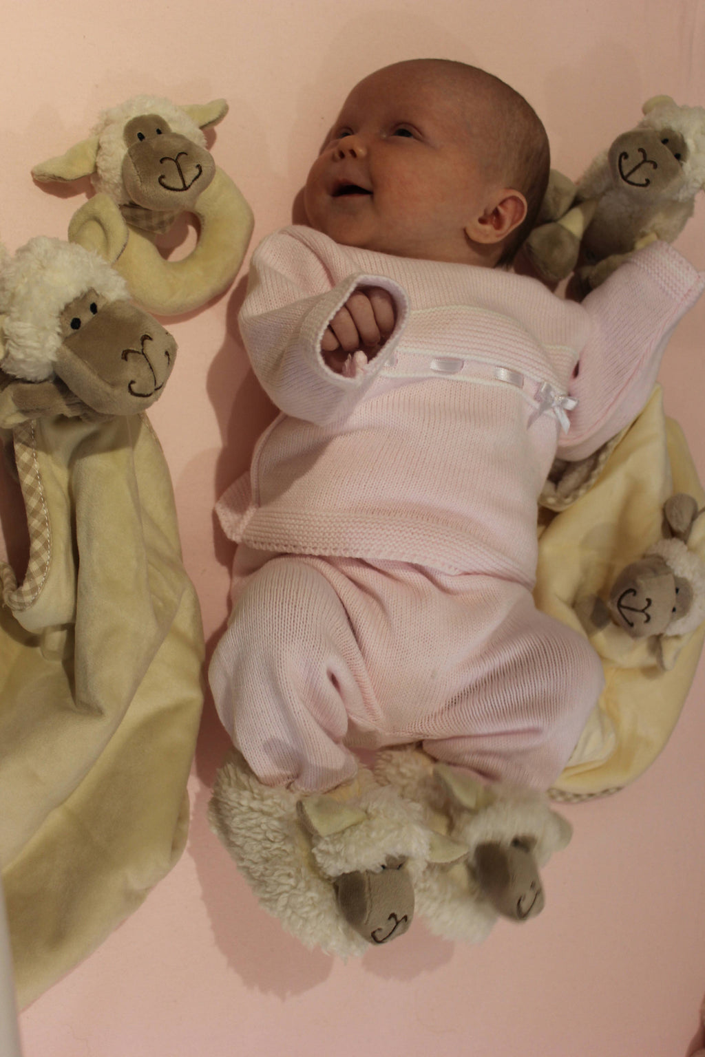 Jomanda Sheep Soft Plush Baby Slippers House Shoes, 0 - 6 months - Little Ones Preloved. Second Hand Children's & Preloved Baby, Kids, Girls & Boys Clothes. UK online