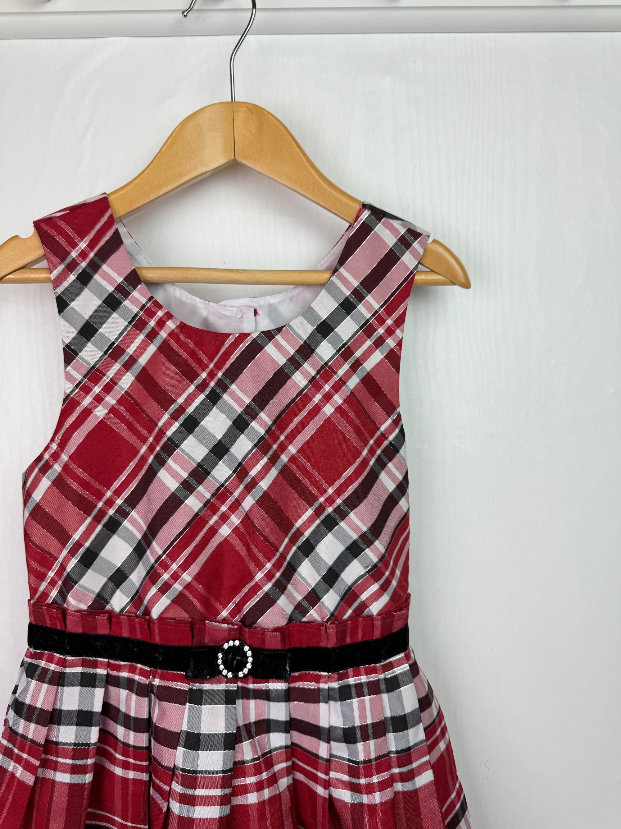 Jona Michelle Red Plaid Dress - Girls 6 Years - Little Ones Preloved. Second Hand Children's & Preloved Baby, Kids, Girls & Boys Clothes. UK online
