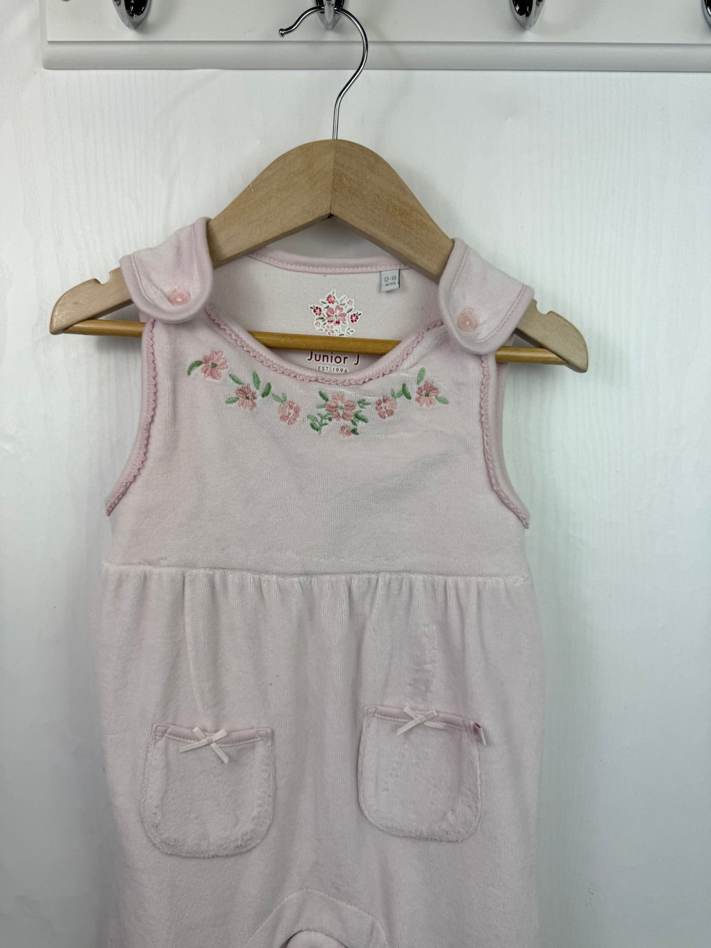 Junior Jasper Conran Velour Romper - Girls 12 - 18 Months - Little Ones Preloved. Second Hand Children's & Preloved Baby, Kids, Girls & Boys Clothes. UK online