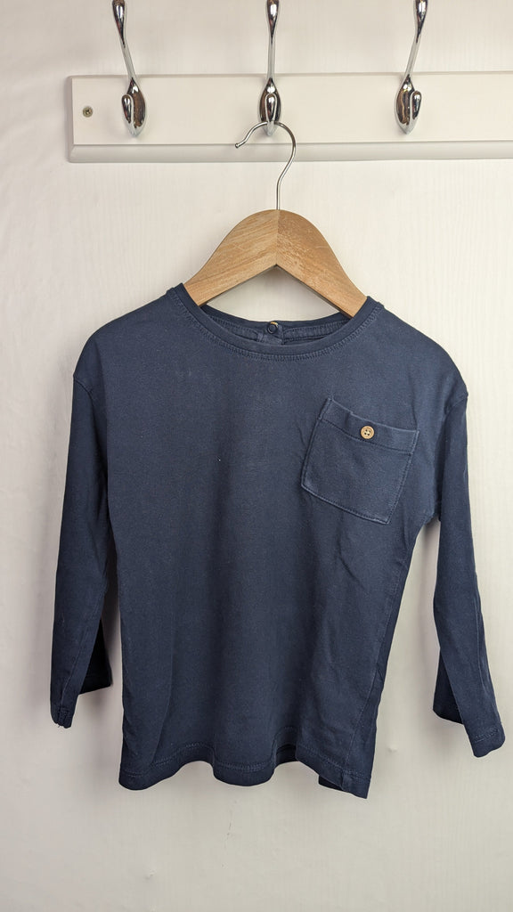 LA Redoute Navy Long Sleeve Top - Boys 4 Years Little Ones Preloved Used, Preloved, Preworn Baby, Girls & Boys Clothes. Kids & Children's second hand Clothing UK Online. Cheap affordable. Brands including Next, Joules, Nutmeg Morrisons, TU, F&F, H&M.