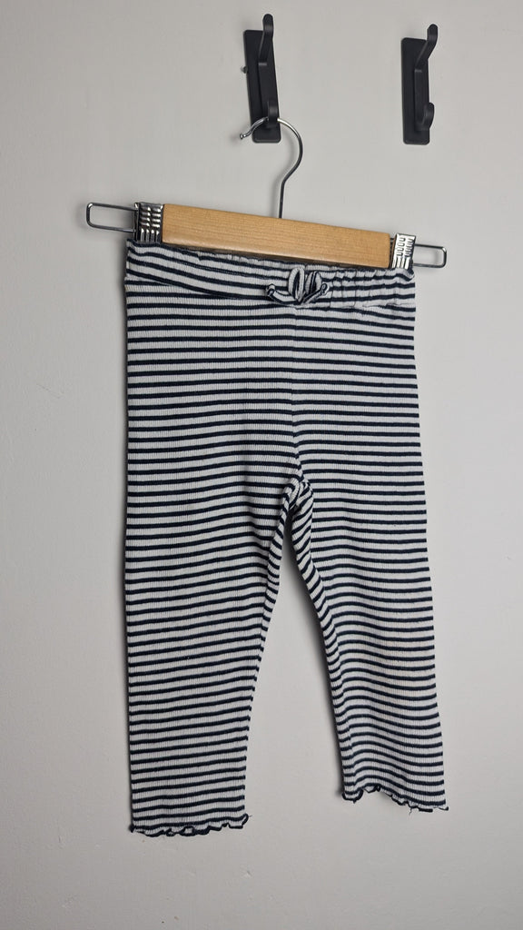 La Redoute Striped Ribbed Leggings - Girls 2 Years Little Ones Preloved Used, Preloved, Preworn & Second Hand Baby, Kids & Children's Clothing UK Online. Cheap affordable. Brands including Next, Joules, Nutmeg Morrisons, TU, F&F, H&M.