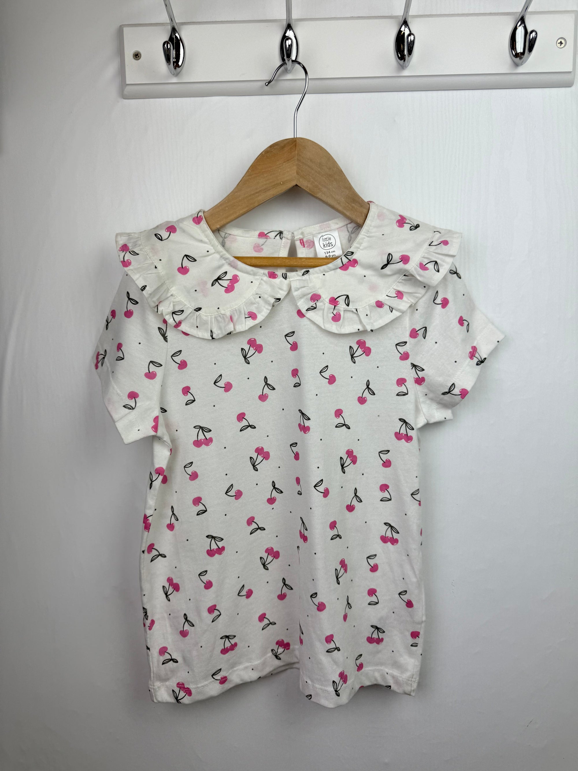 Little Kids Cherry Short Sleeve Top - Girls 8 - 9 Years - Little Ones Preloved. Second Hand Children's & Preloved Baby, Kids, Girls & Boys Clothes. UK online