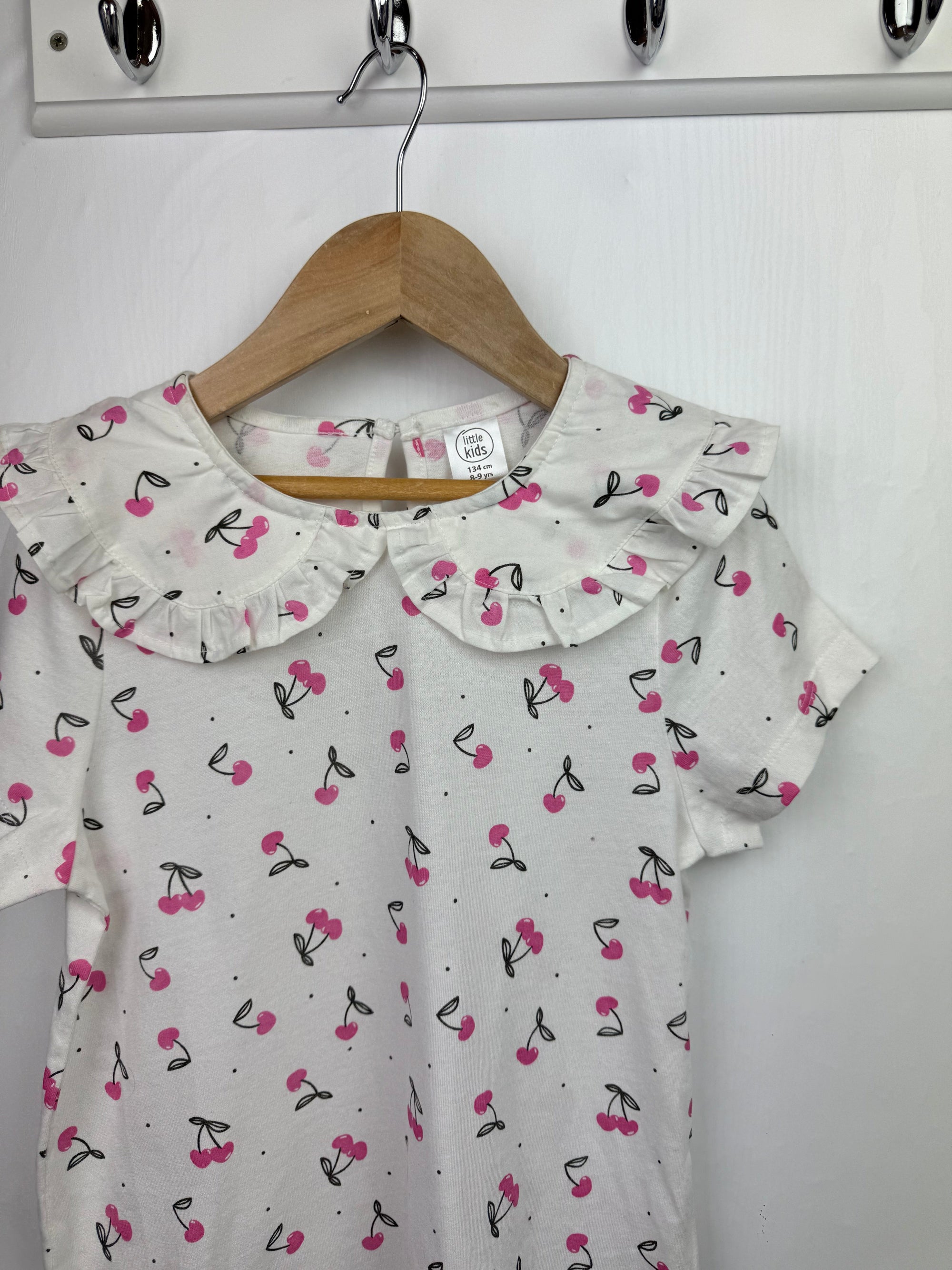 Little Kids Cherry Short Sleeve Top - Girls 8 - 9 Years - Little Ones Preloved. Second Hand Children's & Preloved Baby, Kids, Girls & Boys Clothes. UK online