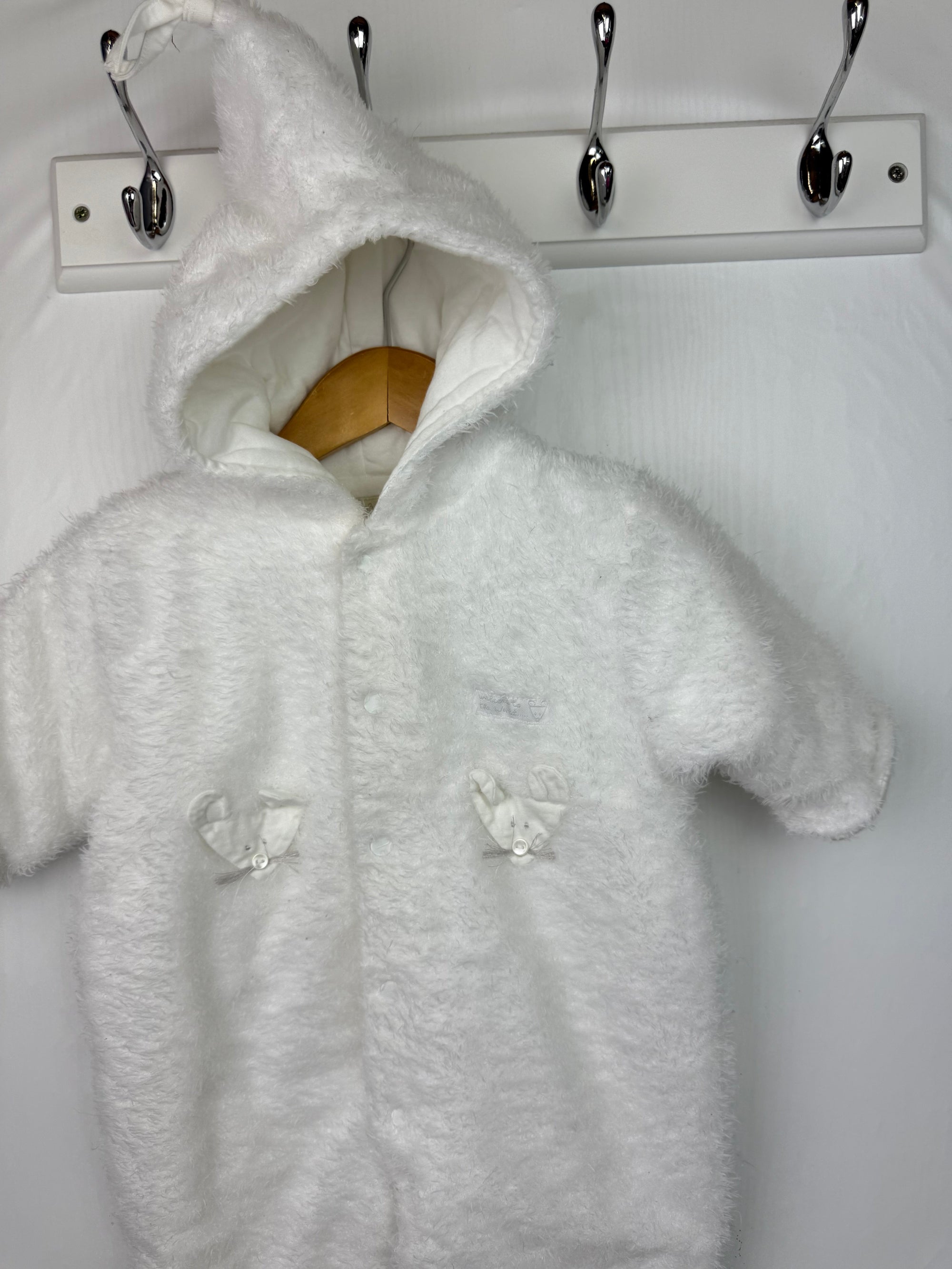 Mamas & Papas White Fluffy Pramsuit - Unisex 0 - 3 Months - Little Ones Preloved. Second Hand Children's & Preloved Baby, Kids, Girls & Boys Clothes. UK online