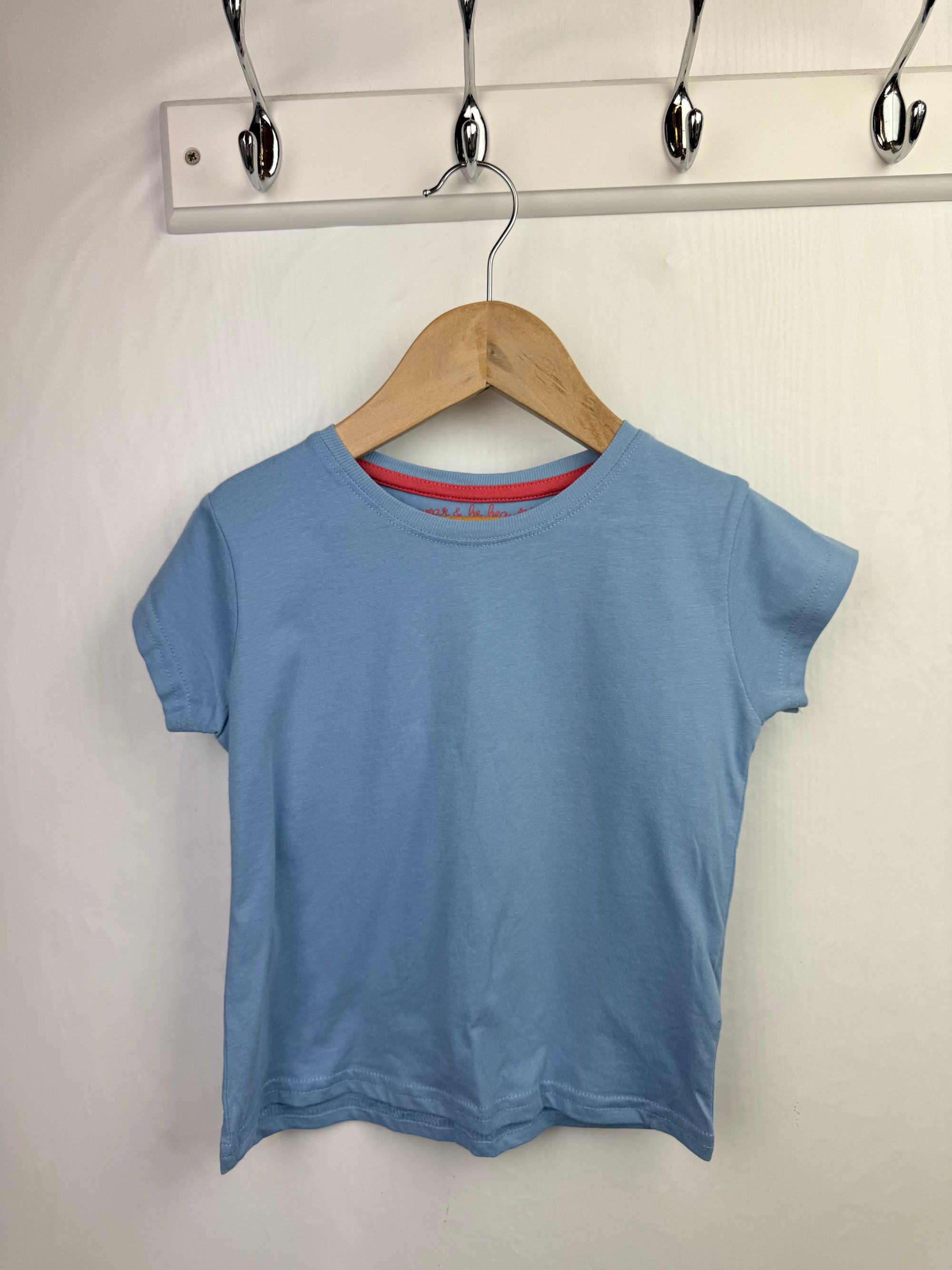 Marks & Spencer Blue Short Sleeve Top - Boys 5 Years - Little Ones Preloved. Second Hand Children's & Preloved Baby, Kids, Girls & Boys Clothes. UK online