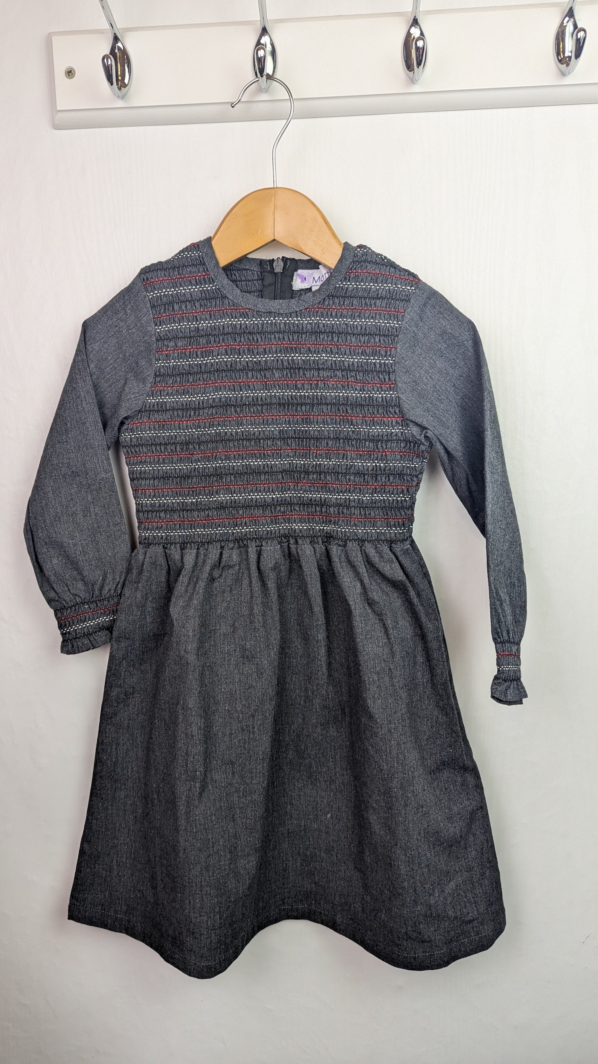 Martino Grey Ruched Dress - Girls 3 Years - Little Ones Preloved. Second Hand Children's & Preloved Baby, Kids, Girls & Boys Clothes. UK online