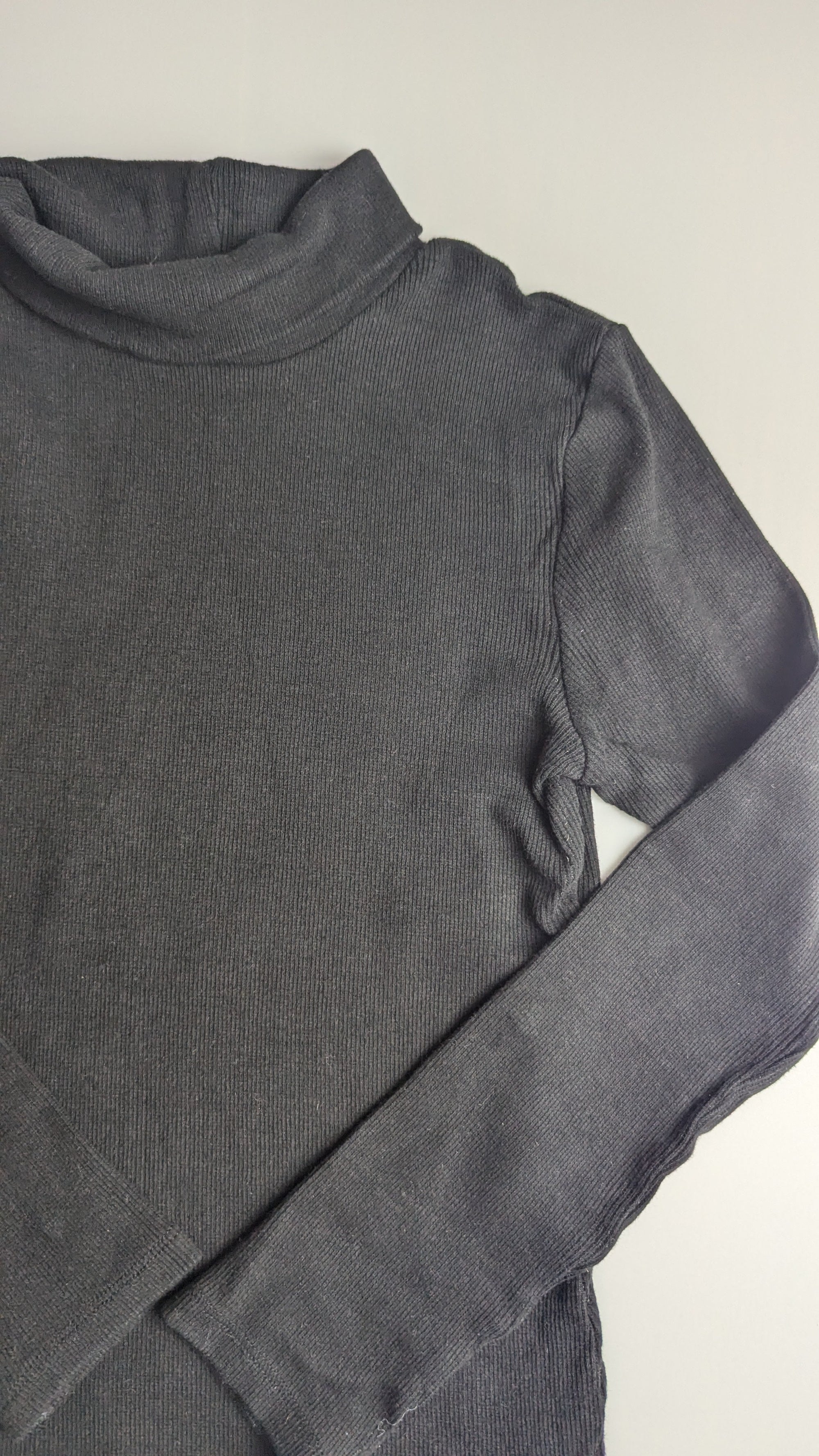 Matalan Black Turtle Neck Jumper - Girls 9 Years - Little Ones Preloved. Second Hand Children's & Preloved Baby, Kids, Girls & Boys Clothes. UK online