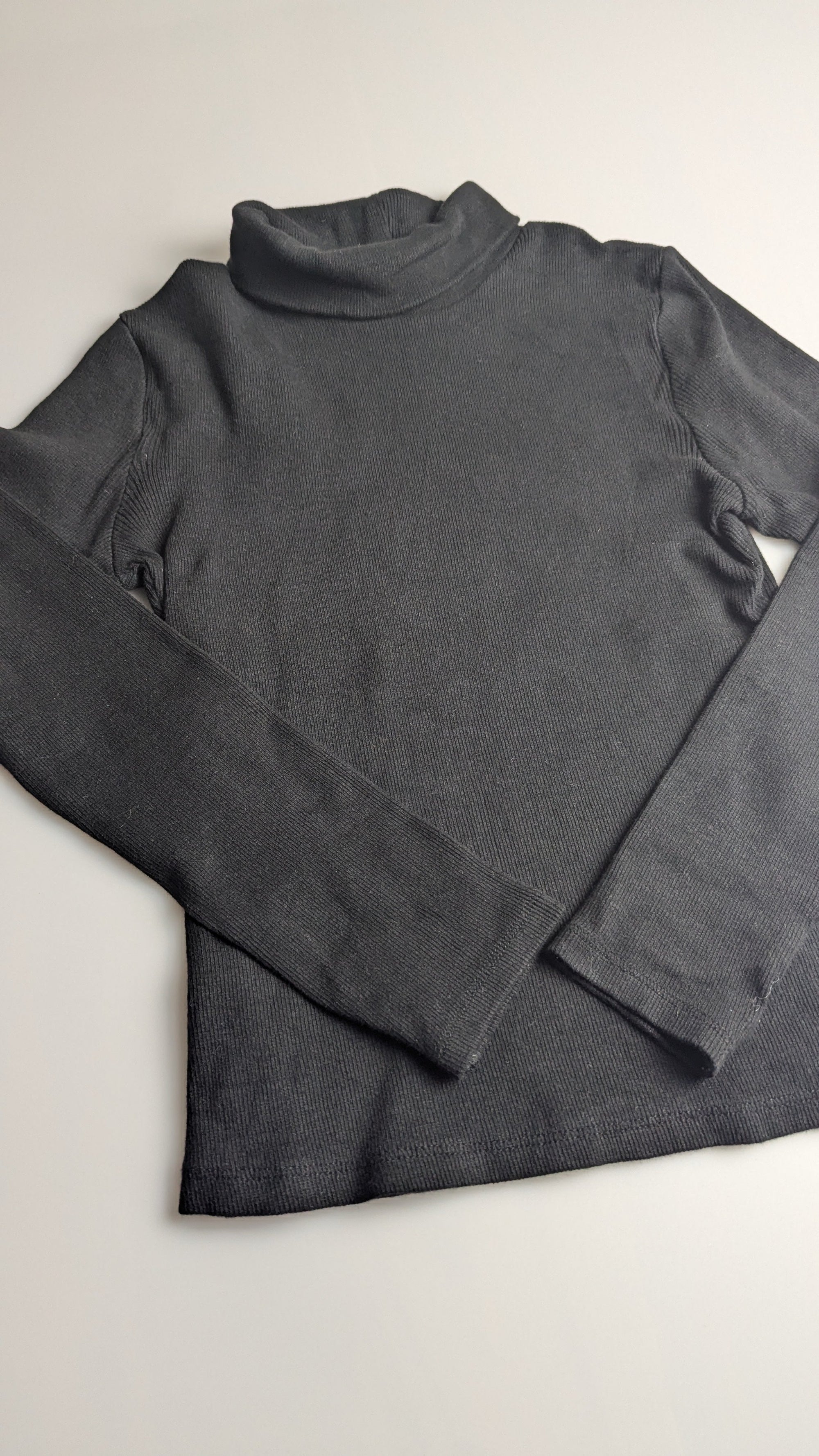 Matalan Black Turtle Neck Jumper - Girls 9 Years - Little Ones Preloved. Second Hand Children's & Preloved Baby, Kids, Girls & Boys Clothes. UK online
