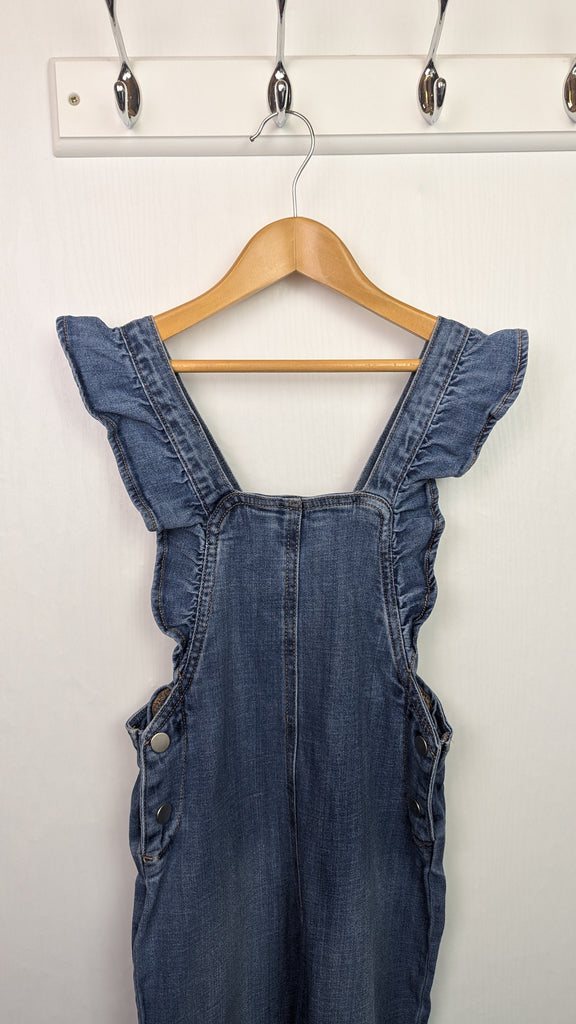 Matalan Blue Denim Dungarees - Girls 4-5 Years Matalan Used, Preloved, Preworn & Second Hand Baby, Kids & Children's Clothing UK Online. Cheap affordable. Brands including Next, Joules, Nutmeg Morrisons, TU, F&F, H&M.