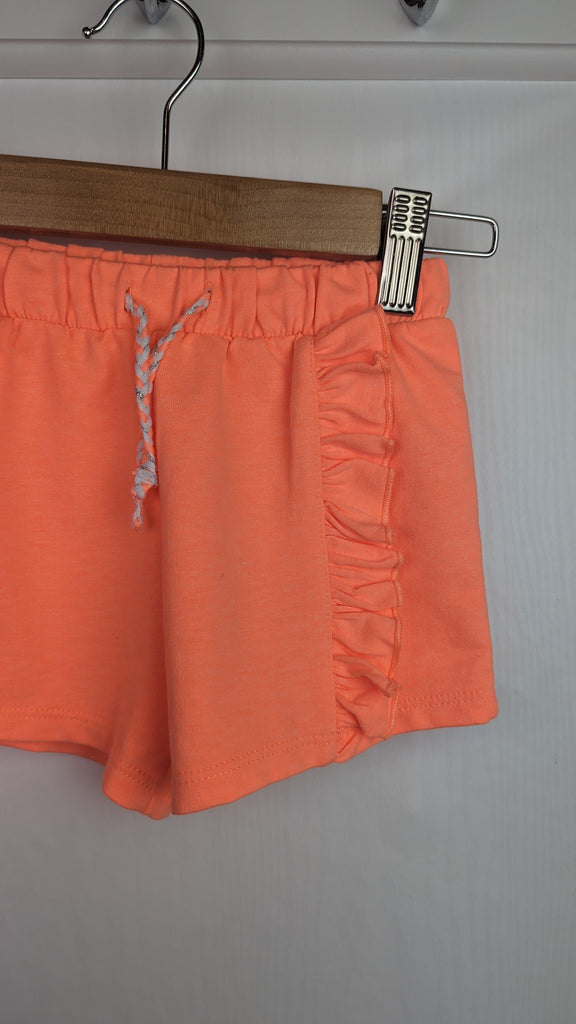 Matalan Bright Orange Shorts - Girls 3-4 Years Matalan Used, Preloved, Preworn Baby, Girls & Boys Clothes. Kids & Children's second hand Clothing UK Online. Cheap affordable. Brands including Next, Joules, Nutmeg Morrisons, TU, F&F, H&M.