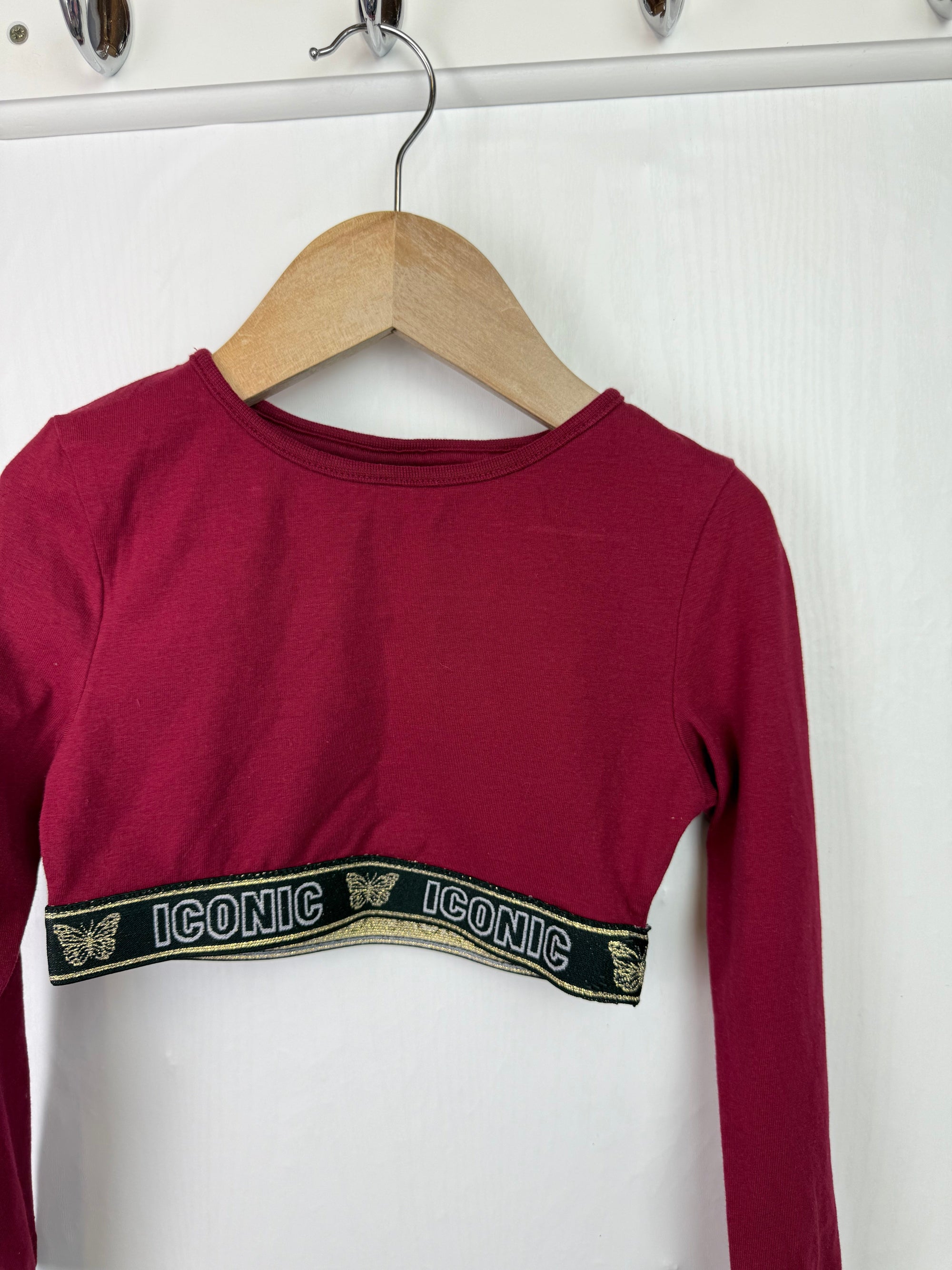 Matalan Burgundy Crop Top - Girls 6 Years - Little Ones Preloved. Second Hand Children's & Preloved Baby, Kids, Girls & Boys Clothes. UK online