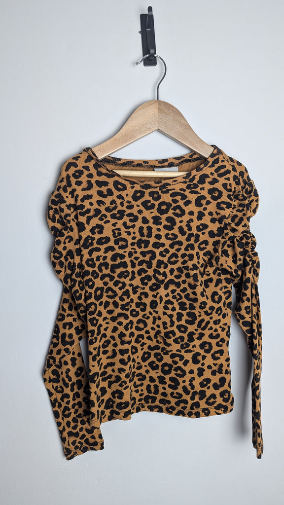 Matalan Cheetah Print Ruched Sleeve Long Sleeve Top - Girls 8 Years Little Ones Preloved Used, Preloved, Preworn Baby, Girls & Boys Clothes. Kids & Children's second hand Clothing UK Online. Cheap affordable. Brands including Next, Joules, Nutmeg Morrisons, TU, F&F, H&M.