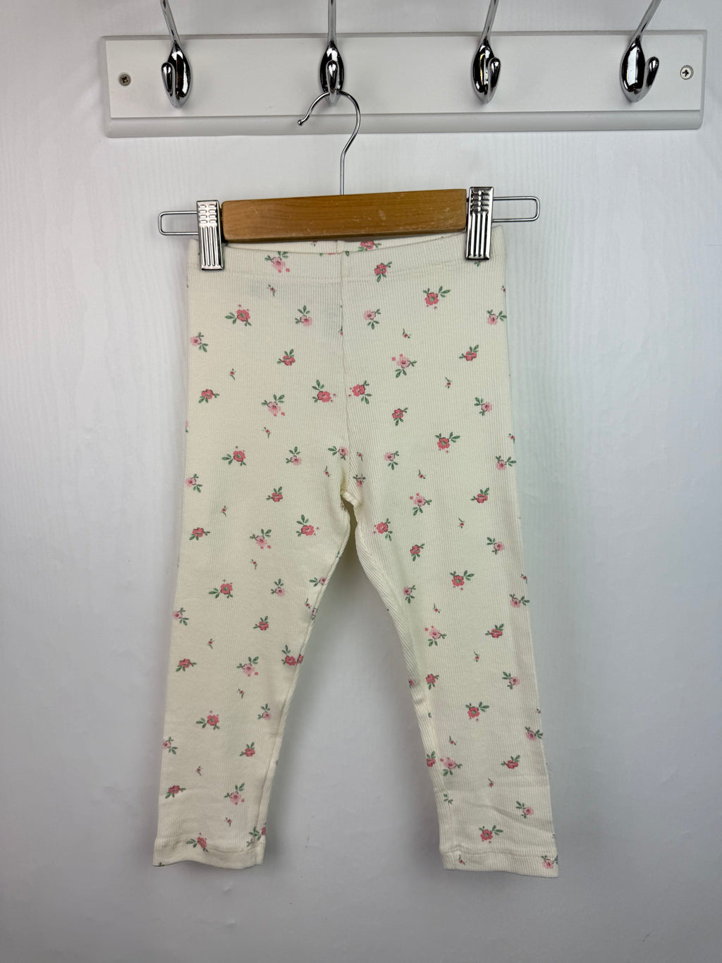 Matalan Cream Floral Leggings - Girls 2 - 3 Years - Little Ones Preloved. Second Hand Children's & Preloved Baby, Kids, Girls & Boys Clothes. UK online