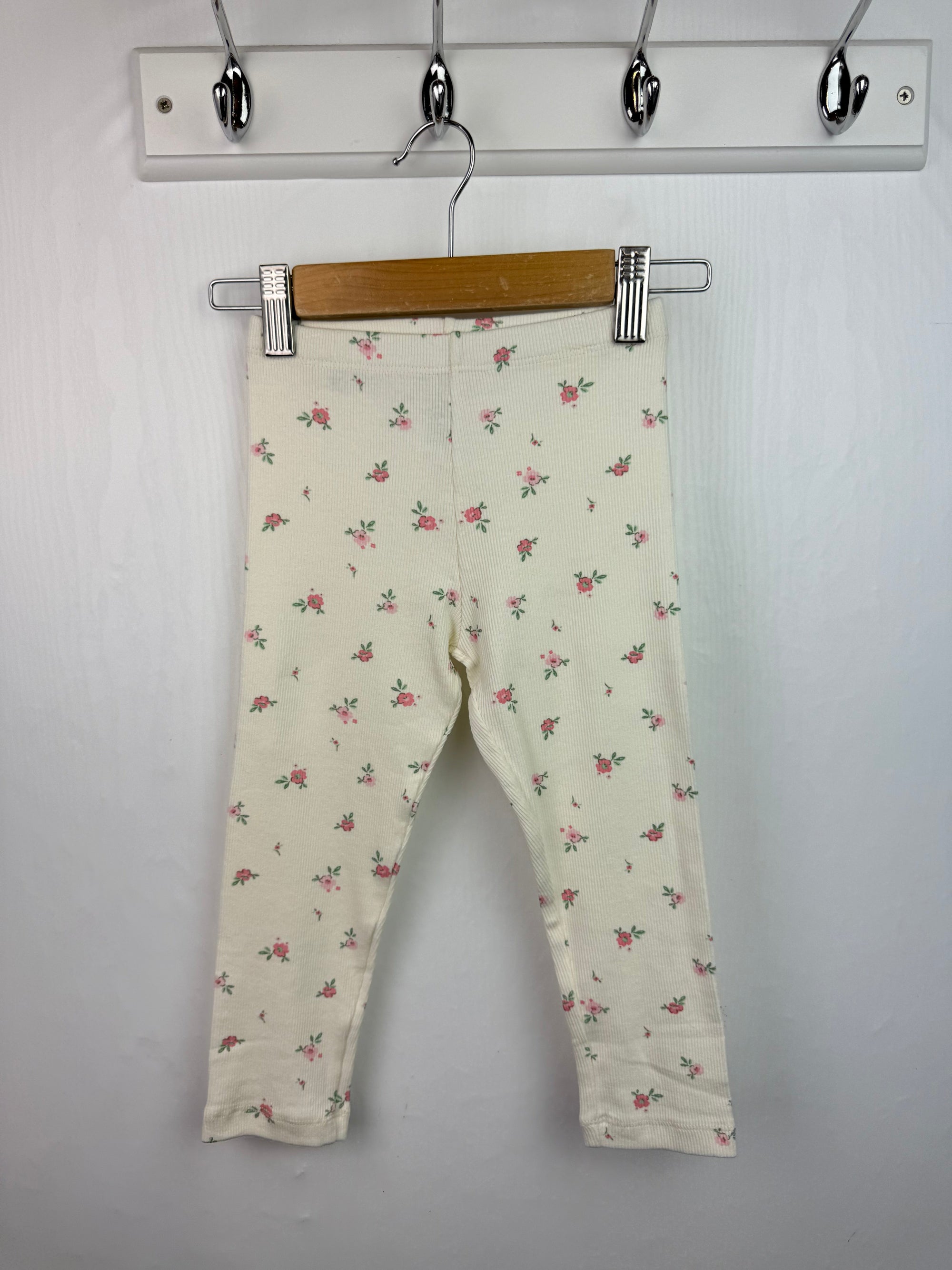 Matalan Cream Floral Leggings - Girls 2 - 3 Years - Little Ones Preloved. Second Hand Children's & Preloved Baby, Kids, Girls & Boys Clothes. UK online