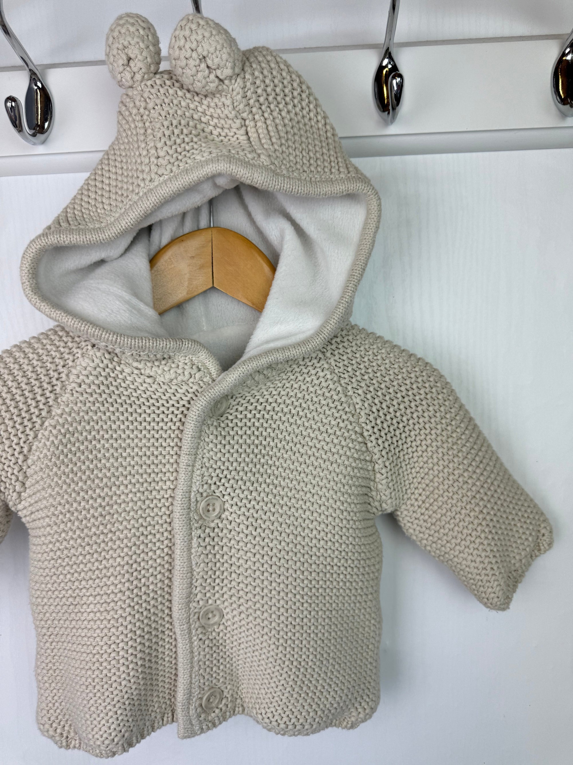 Matalan Cream Knit Cardigan - Unisex Newborn - Little Ones Preloved. Second Hand Children's & Preloved Baby, Kids, Girls & Boys Clothes. UK online
