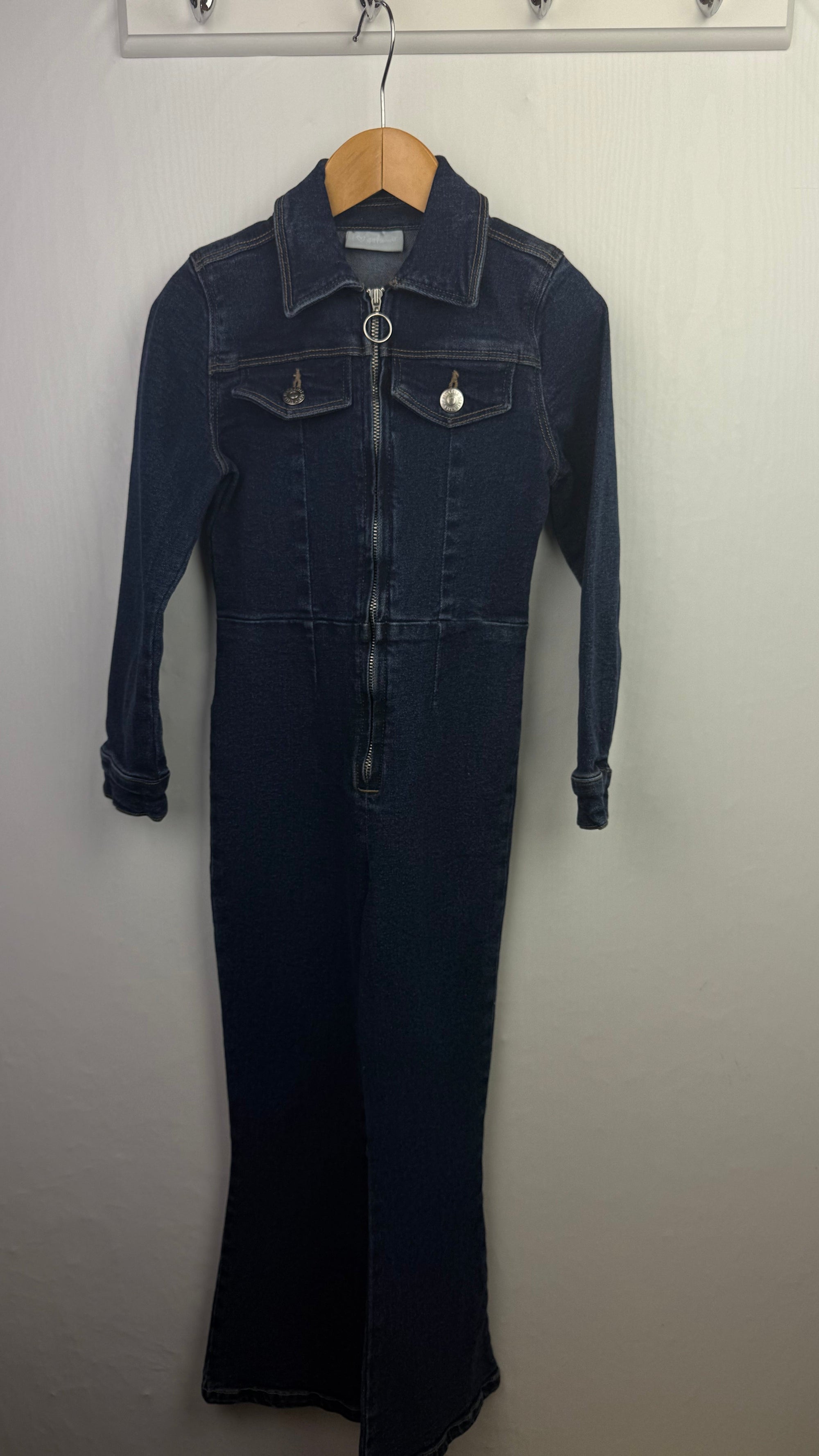 Matalan Dark Blue DenimFlared Jumpsuit - Girls 6 Years - Little Ones Preloved. Second Hand Children's & Preloved Baby, Kids, Girls & Boys Clothes. UK online