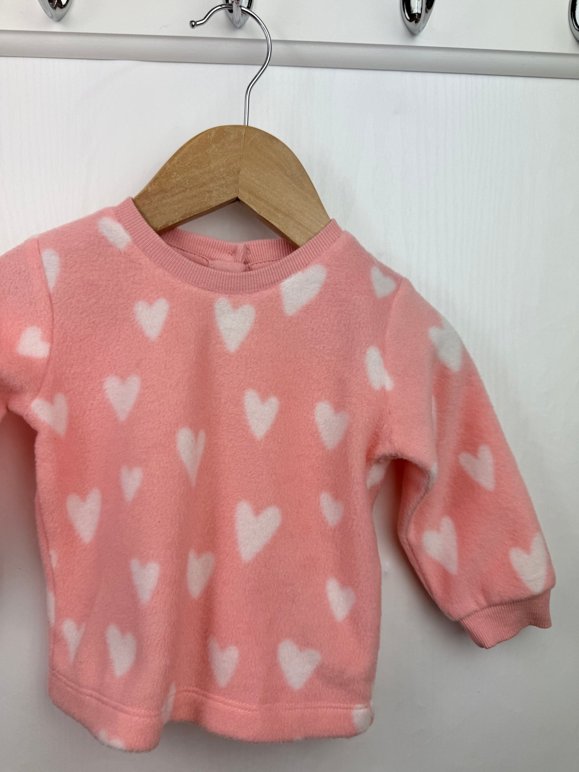 Matalan Fleece Heart Jumper - Baby Girls 6 - 9 Months - Little Ones Preloved. Second Hand Children's & Preloved Baby, Kids, Girls & Boys Clothes. UK online