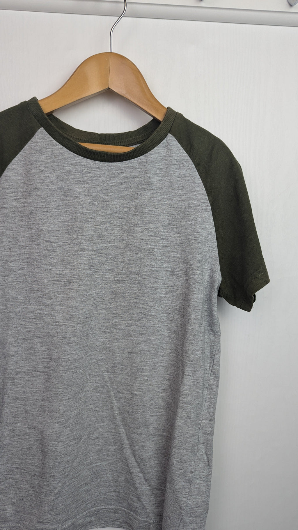 Matalan Grey & Green Short Sleeve Top - Boys 10 Years - Little Ones Preloved. Second Hand Children's & Preloved Baby, Kids, Girls & Boys Clothes. UK online