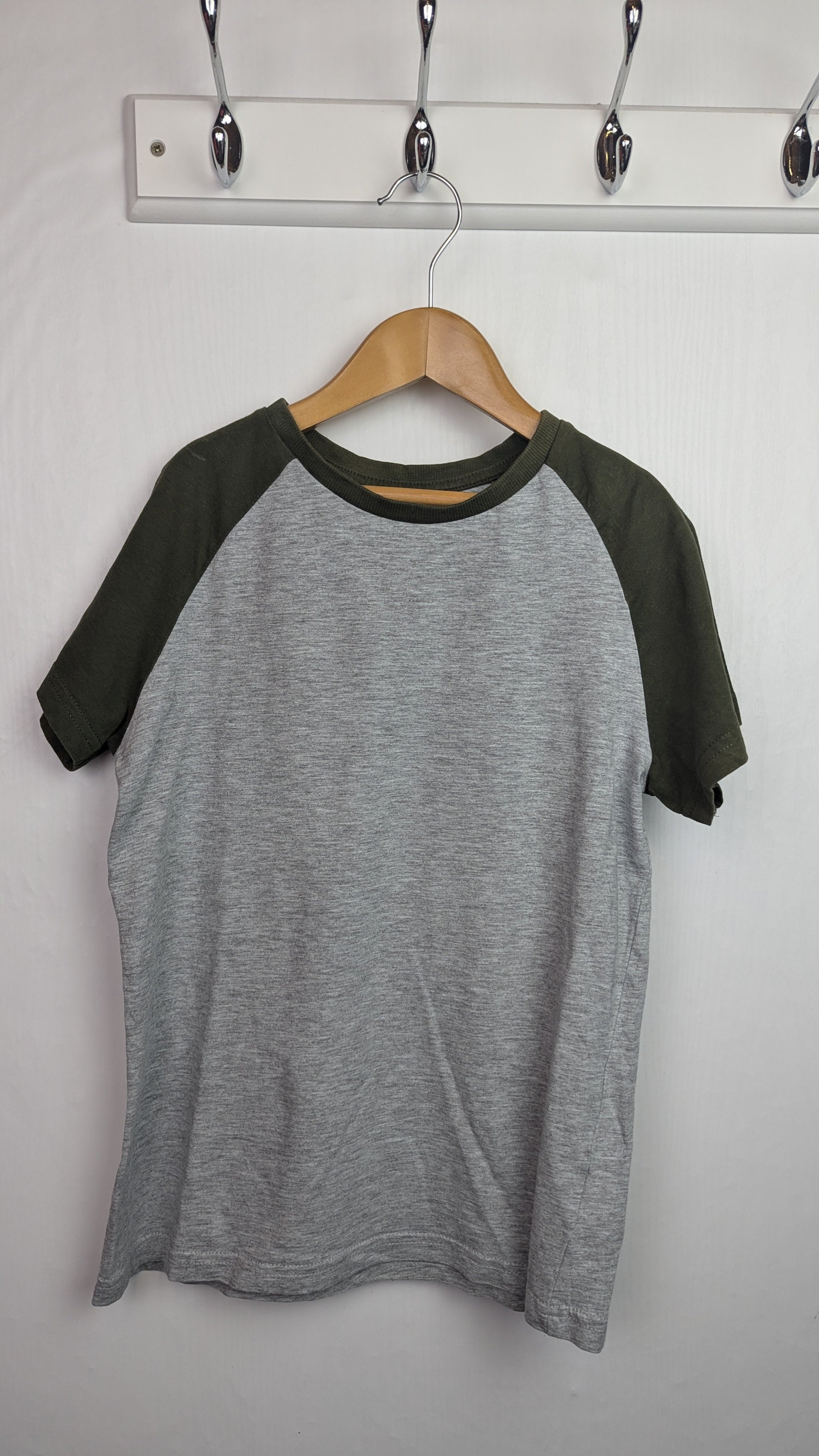 Matalan Grey Green Short Sleeve Top Boys 10 Years Little Ones Preloved