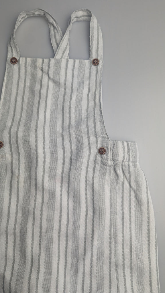 Matalan Grey Striped Cotton Romper - Boys 6-9 Months Matalan Used, Preloved, Preworn & Second Hand Baby, Kids & Children's Clothing UK Online. Cheap affordable. Brands including Next, Joules, Nutmeg Morrisons, TU, F&F, H&M.