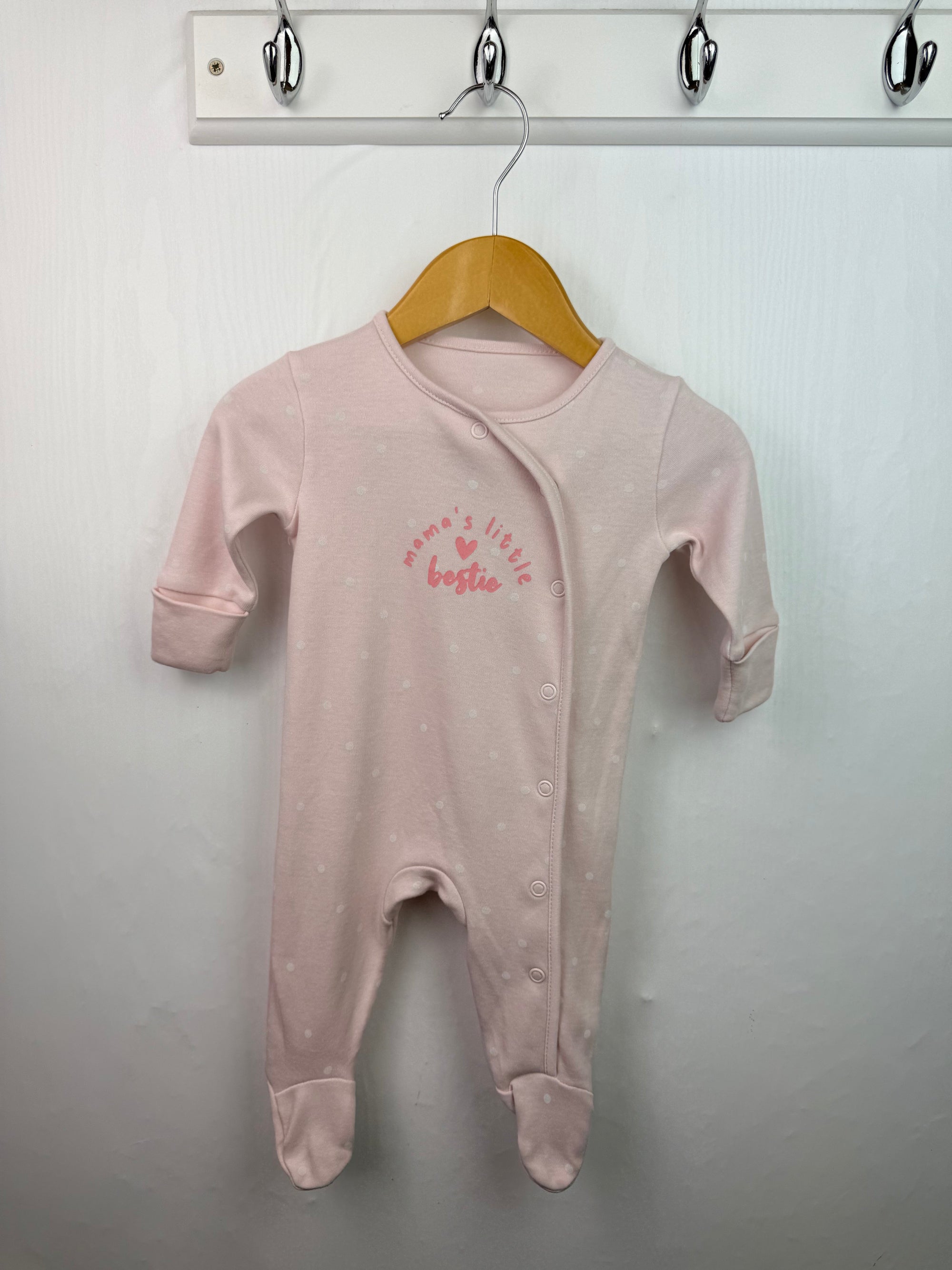 Matalan Mamas Bestie Sleepsuit - Girls 0 - 1 Month - Little Ones Preloved. Second Hand Children's & Preloved Baby, Kids, Girls & Boys Clothes. UK online