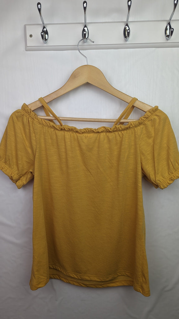 Matalan Mustard Top 13 Years Matalan Used, Preloved, Preworn Baby, Girls & Boys Clothes. Kids & Children's second hand Clothing UK Online. Cheap affordable. Brands including Next, Joules, Nutmeg Morrisons, TU, F&F, H&M.