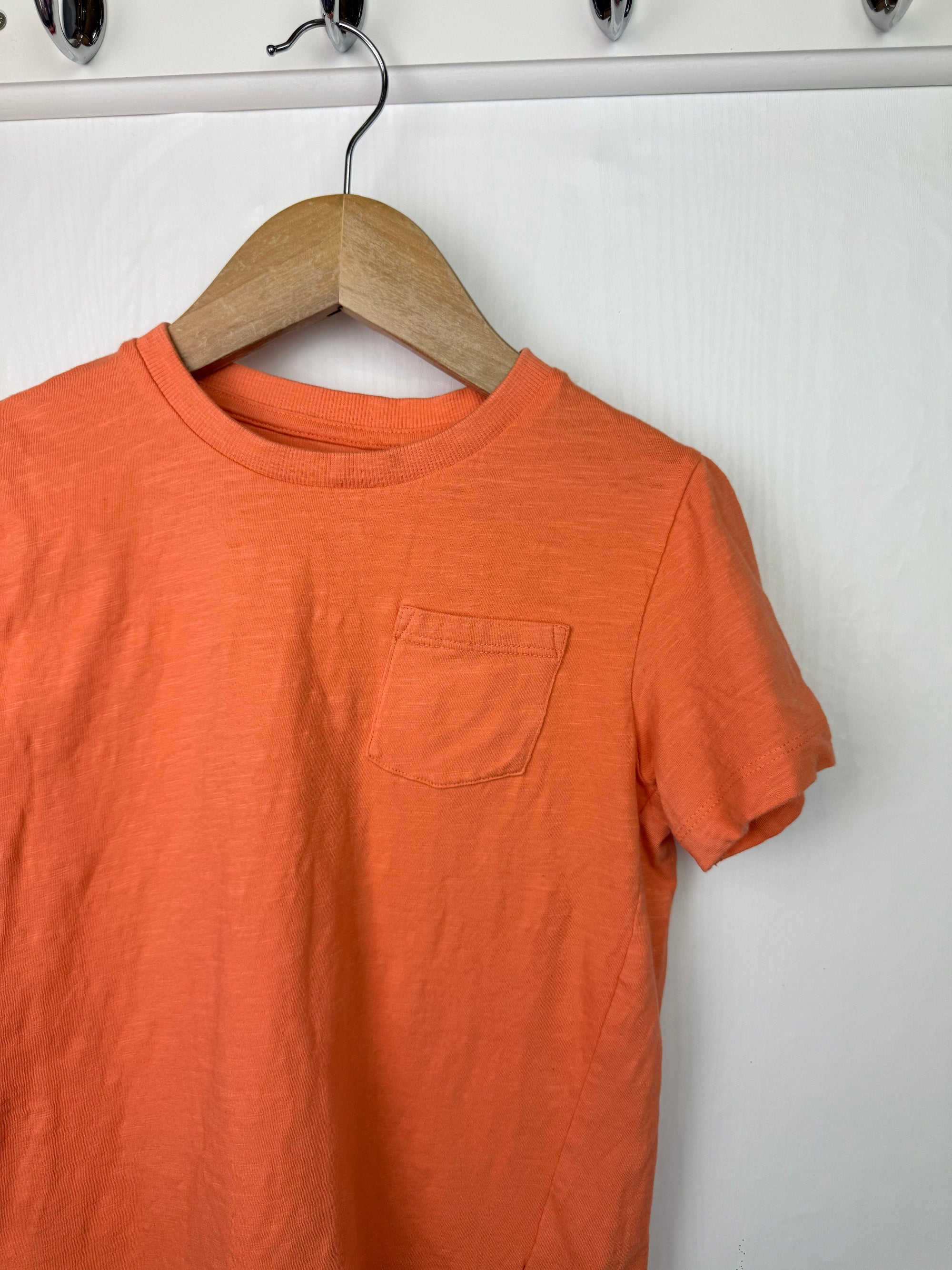 Matalan Orange Pocket Top - Boys 9 Years - Little Ones Preloved. Second Hand Children's & Preloved Baby, Kids, Girls & Boys Clothes. UK online