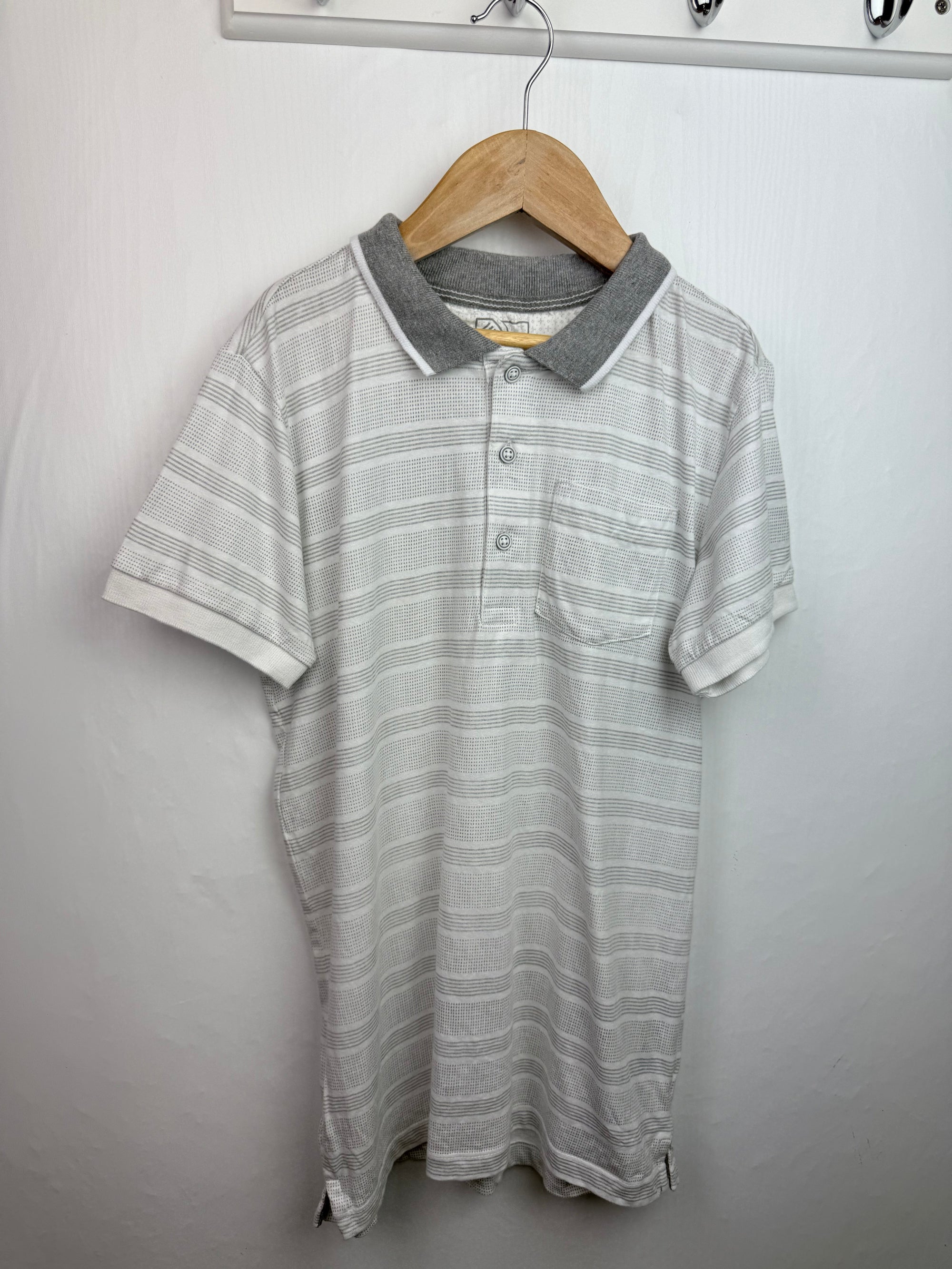 Matalan Patterned Short Sleeve Shirt - Boys 12 Years - Little Ones Preloved. Second Hand Children's & Preloved Baby, Kids, Girls & Boys Clothes. UK online