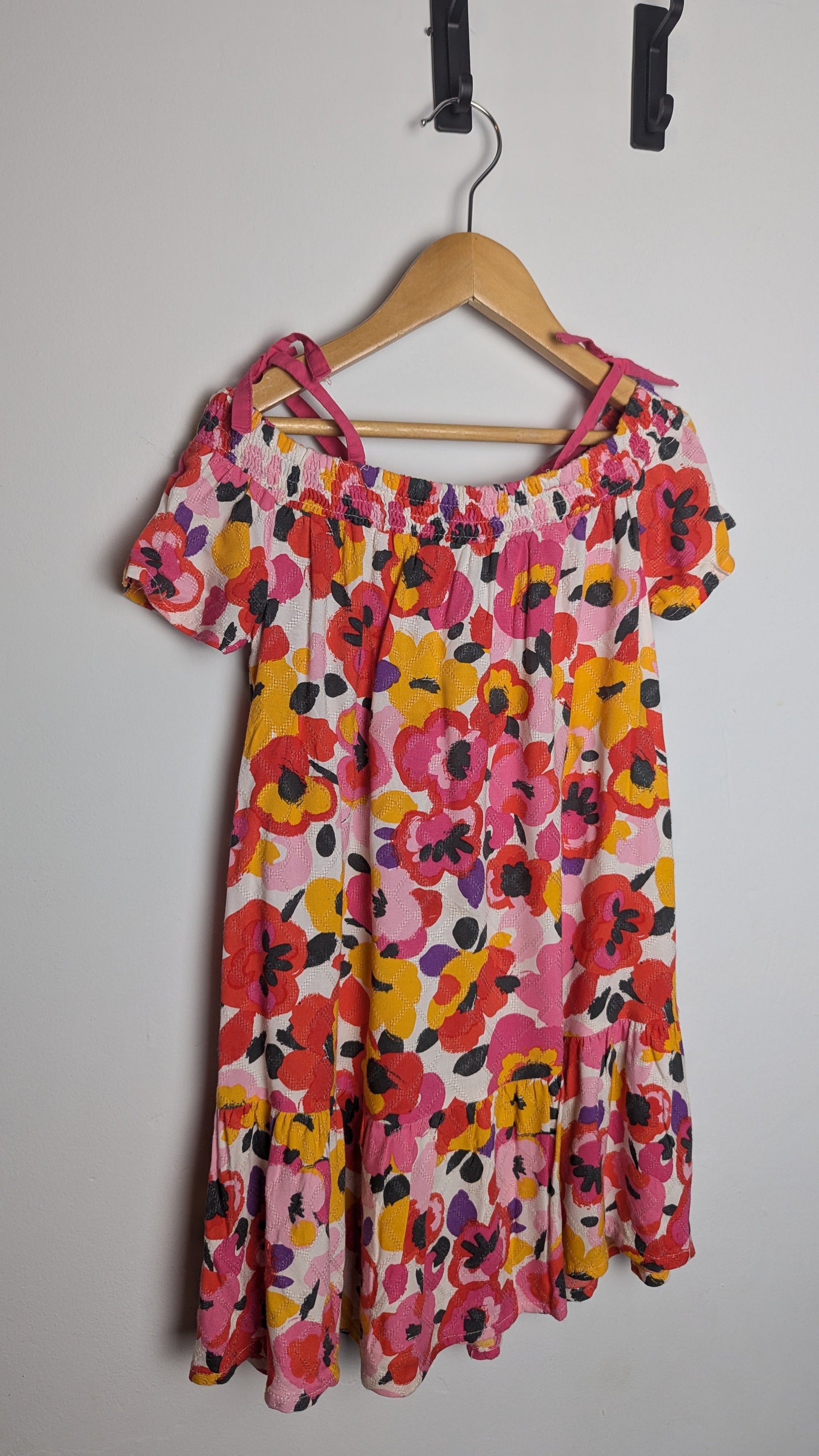 Matalan Pink & Purple Floral Cold Shoulder Dress - Girls 5 Years - Little Ones Preloved. Second Hand Children's & Preloved Baby, Kids, Girls & Boys Clothes. UK online