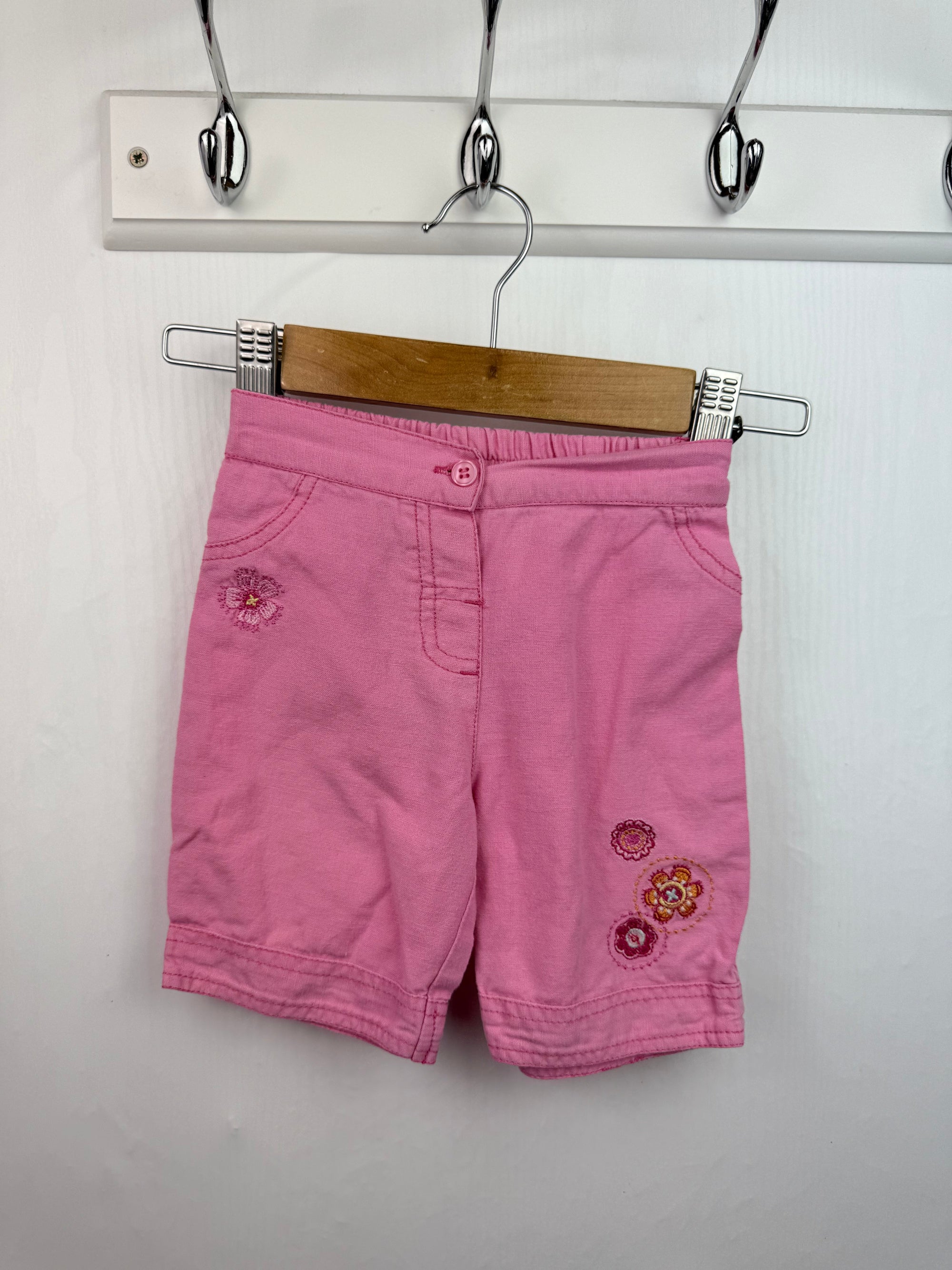 Matalan Pink Trousers - Girls 6 - 9 Months - Little Ones Preloved. Second Hand Children's & Preloved Baby, Kids, Girls & Boys Clothes. UK online