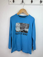 Matalan Skating Dinosaur Top - Boys 8 Years - Little Ones Preloved. Second Hand Children's & Preloved Baby, Kids, Girls & Boys Clothes. UK online