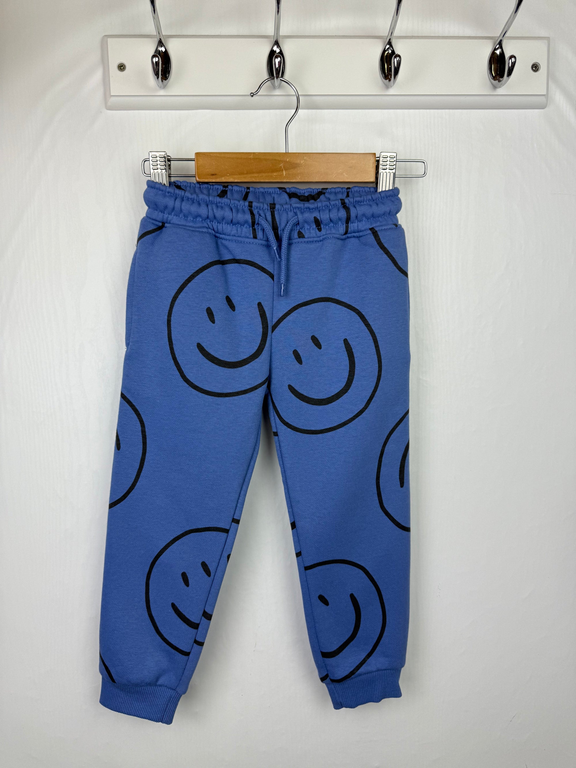Mataln Blue Smile Joggers - Boys 2 - 3 Years - Little Ones Preloved. Second Hand Children's & Preloved Baby, Kids, Girls & Boys Clothes. UK online