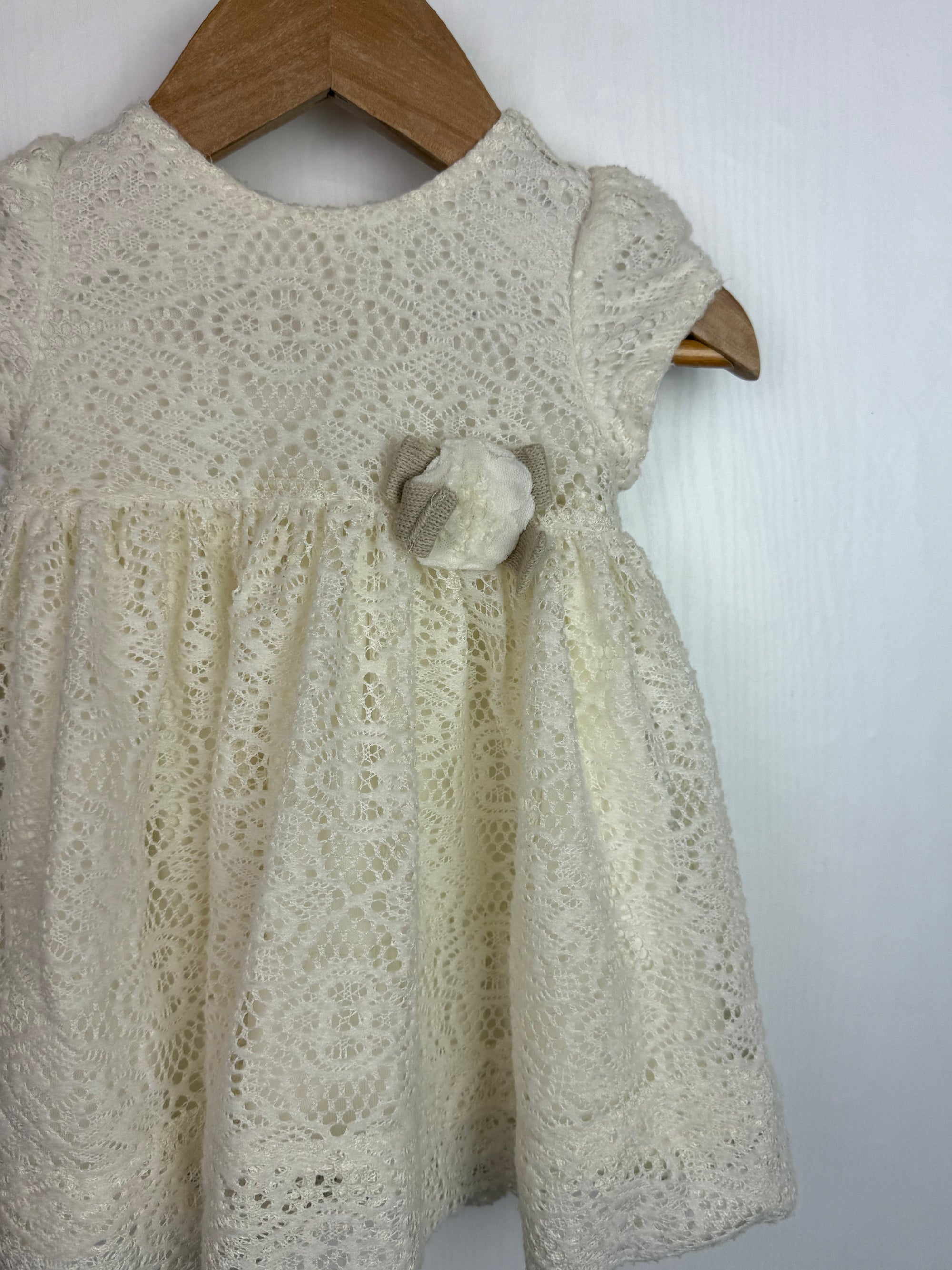 Mayoral Chic Cream Floral Dress - Girls 9 Months - Little Ones Preloved. Second Hand Children's & Preloved Baby, Kids, Girls & Boys Clothes. UK online
