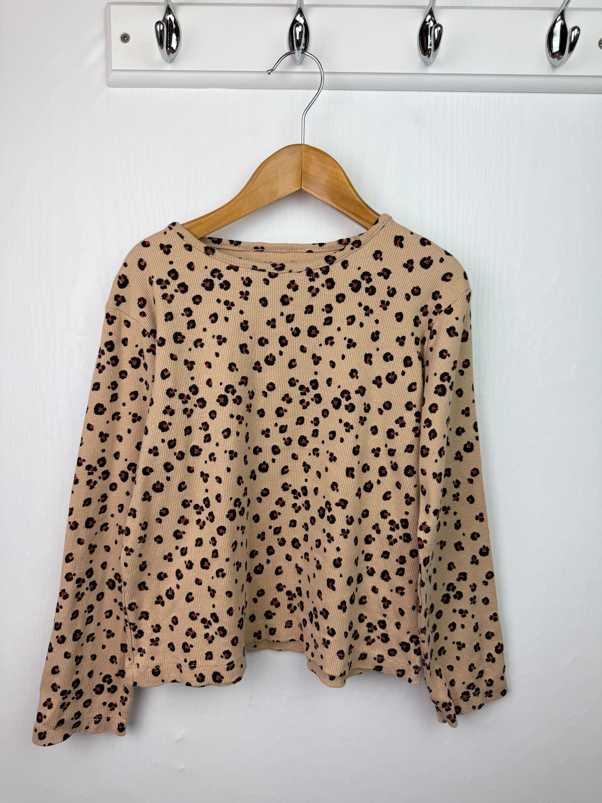 M&Co Animal Print Ribbed Top - Girls 8 - 9 Years - Little Ones Preloved. Second Hand Children's & Preloved Baby, Kids, Girls & Boys Clothes. UK online