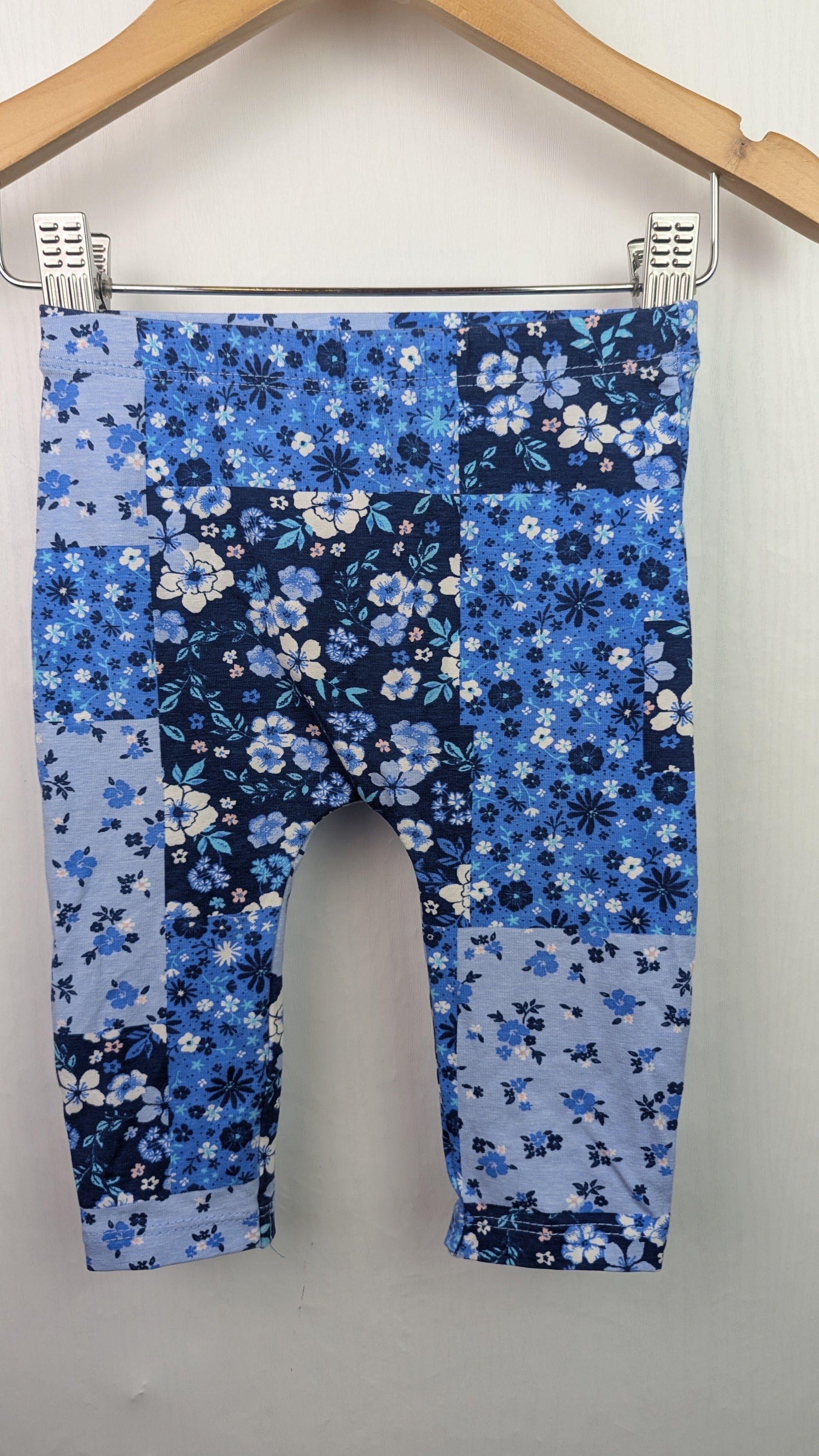 M&Co Blue Floral Leggings - Gurls 6 - 9 Months - Little Ones Preloved. Second Hand Children's & Preloved Baby, Kids, Girls & Boys Clothes. UK online