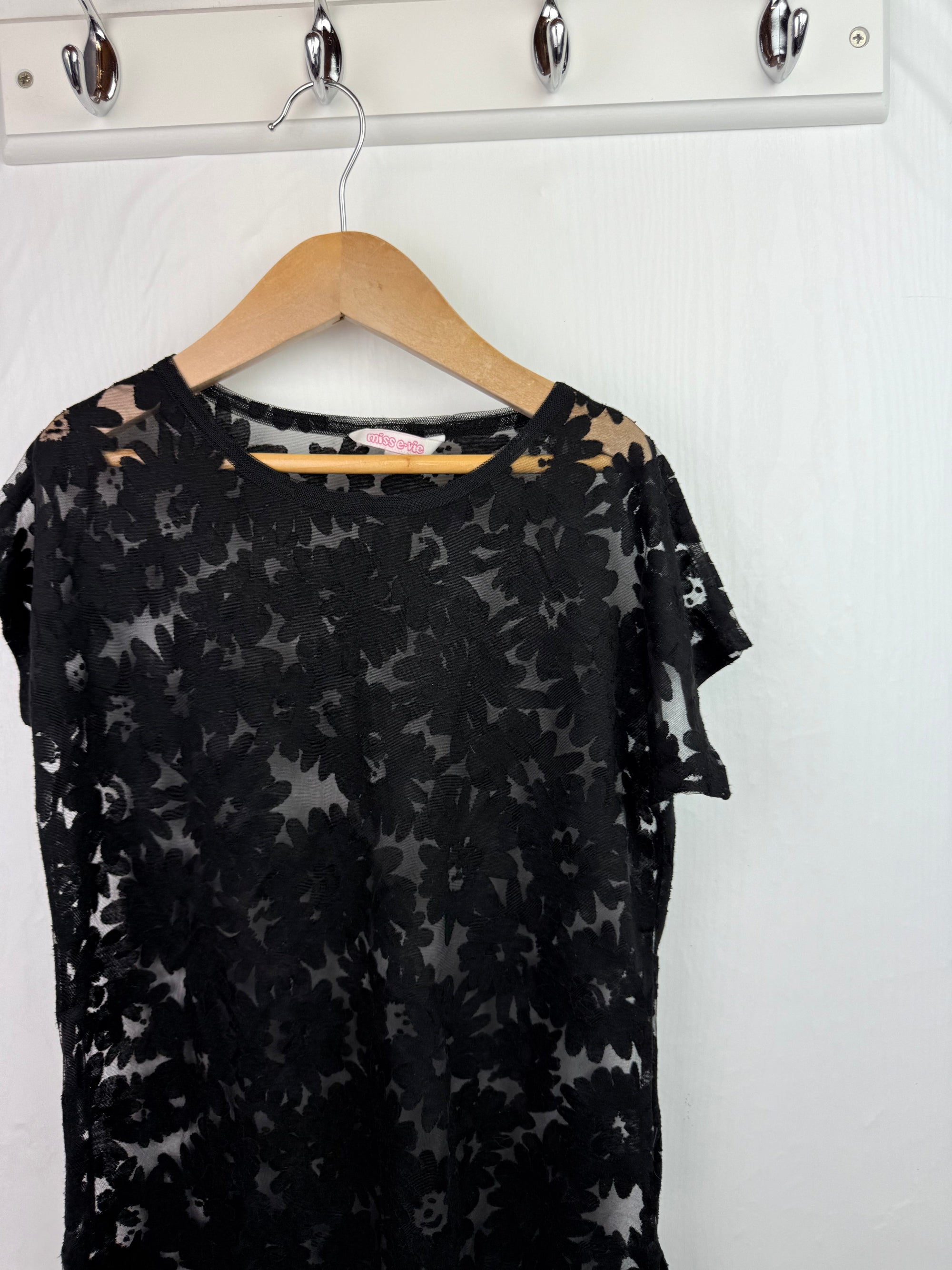 Miss Evie Floral Tunic Top - Girls 9 - 10 Years - Little Ones Preloved. Second Hand Children's & Preloved Baby, Kids, Girls & Boys Clothes. UK online