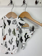 Modern Moments by Gerber Bodysuit & Hat - Unisex 0 - 3 Months - Little Ones Preloved. Second Hand Children's & Preloved Baby, Kids, Girls & Boys Clothes. UK online