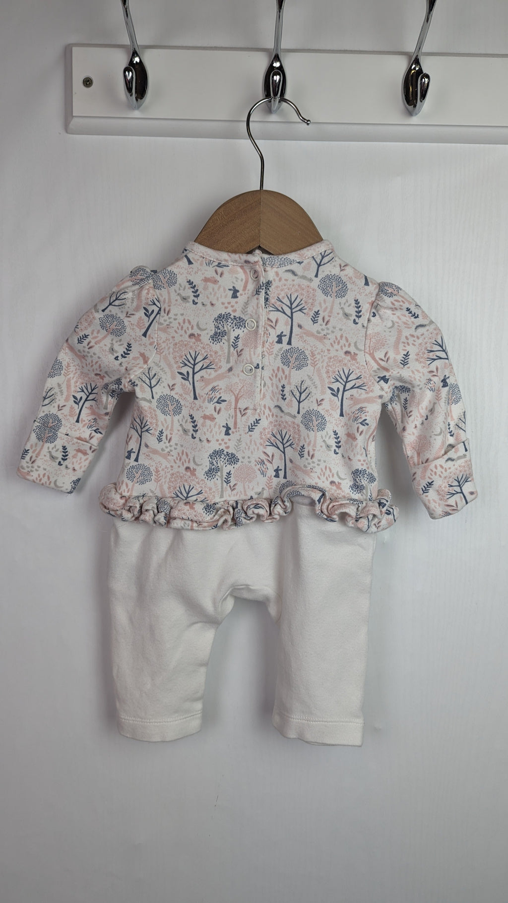 Mothercare Floral Romper - Girls 0 - 1 Month - Little Ones Preloved. Second Hand Children's & Preloved Baby, Kids, Girls & Boys Clothes. UK online