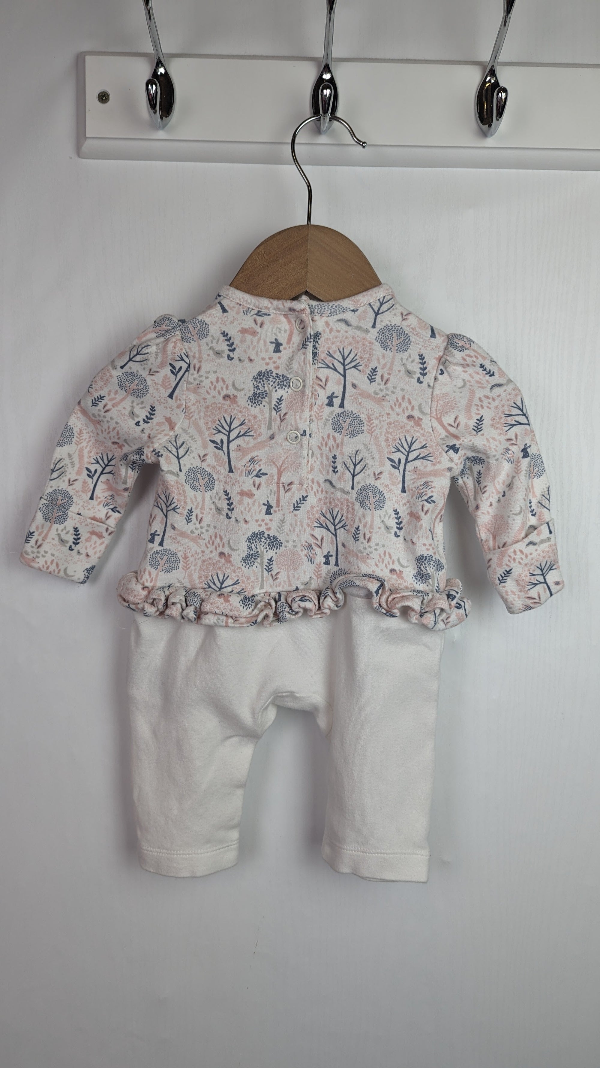 Mothercare Floral Romper - Girls 0 - 1 Month - Little Ones Preloved. Second Hand Children's & Preloved Baby, Kids, Girls & Boys Clothes. UK online