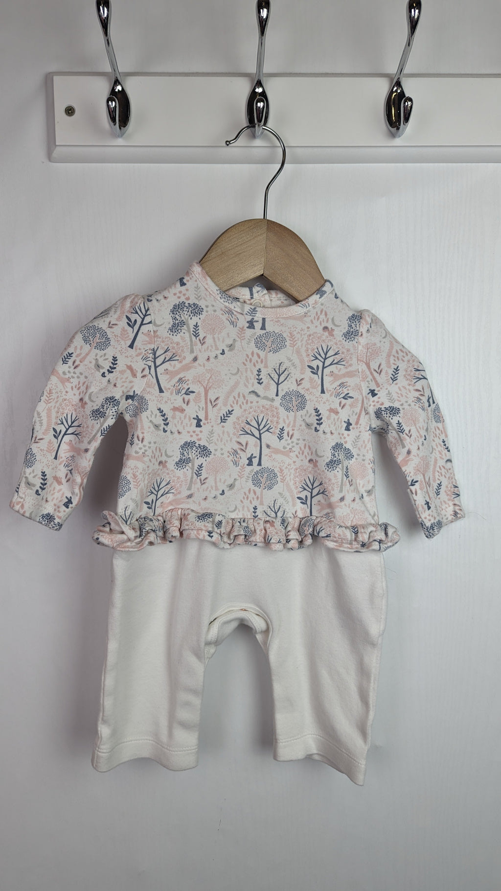 Mothercare Floral Romper - Girls 0 - 1 Month - Little Ones Preloved. Second Hand Children's & Preloved Baby, Kids, Girls & Boys Clothes. UK online