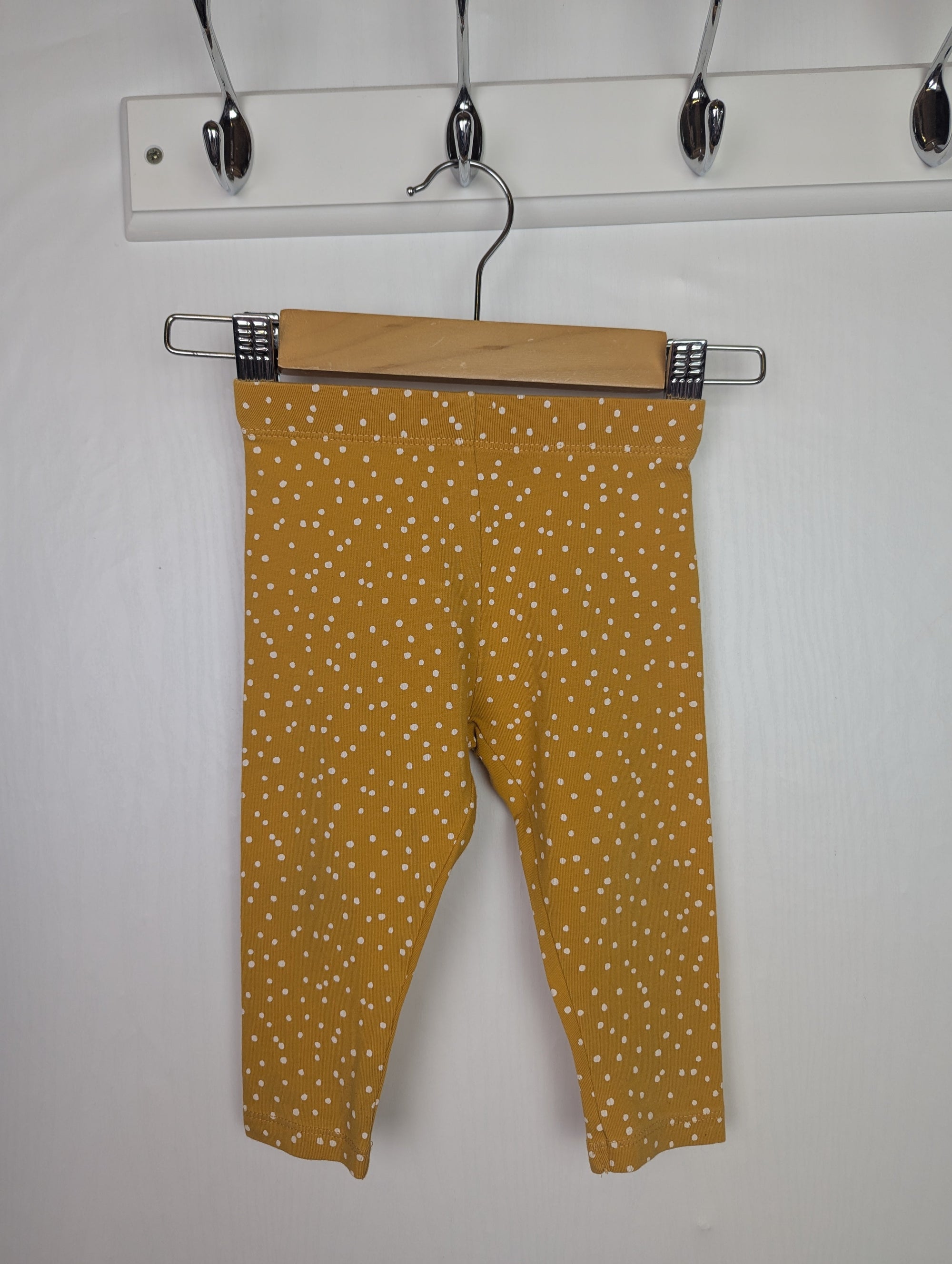 Mothercare Mustard Spot Leggings - Girls 9 - 12 Months - Little Ones Preloved. Second Hand Children's & Preloved Baby, Kids, Girls & Boys Clothes. UK online