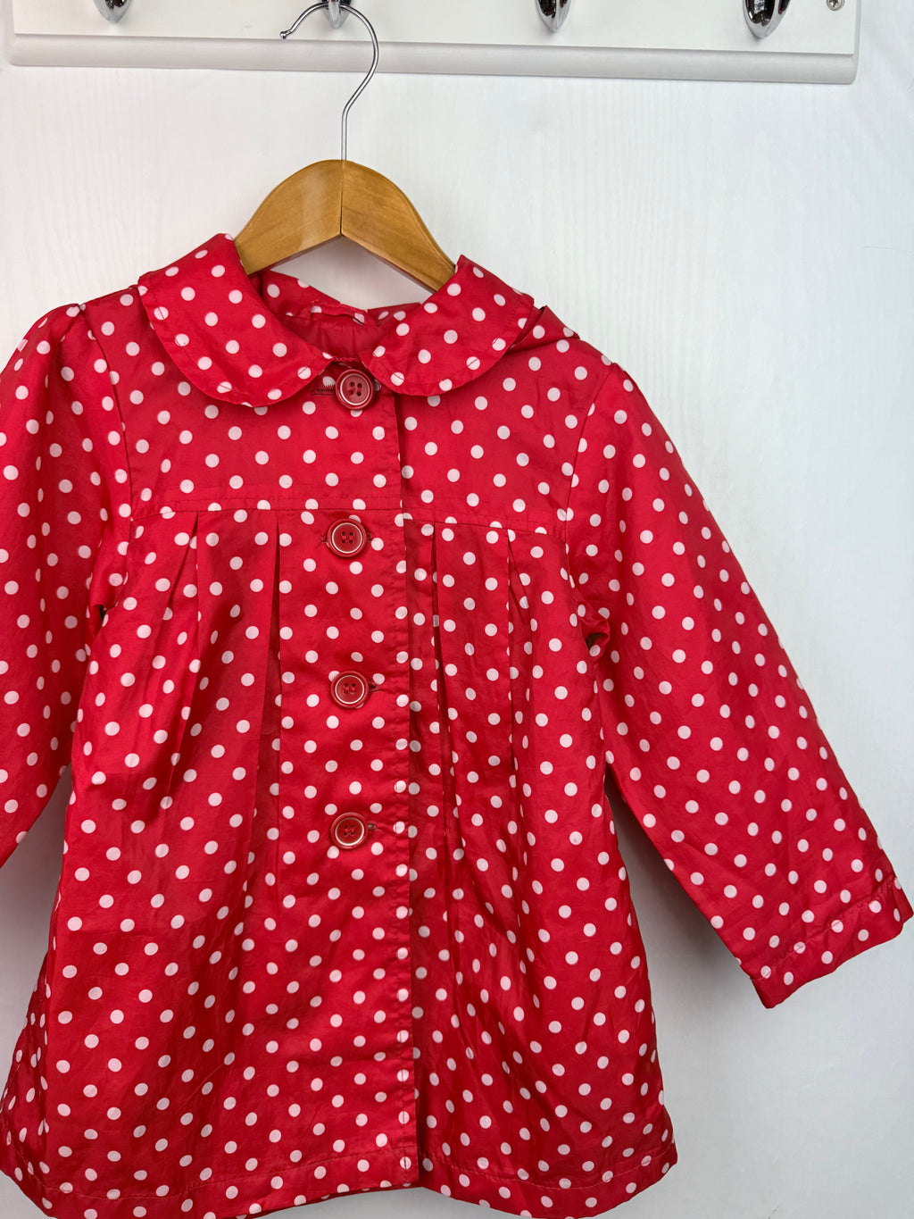 Mothercare Red Spotty Raincoat - Girls 2 - 3 Years - Little Ones Preloved. Second Hand Children's & Preloved Baby, Kids, Girls & Boys Clothes. UK online