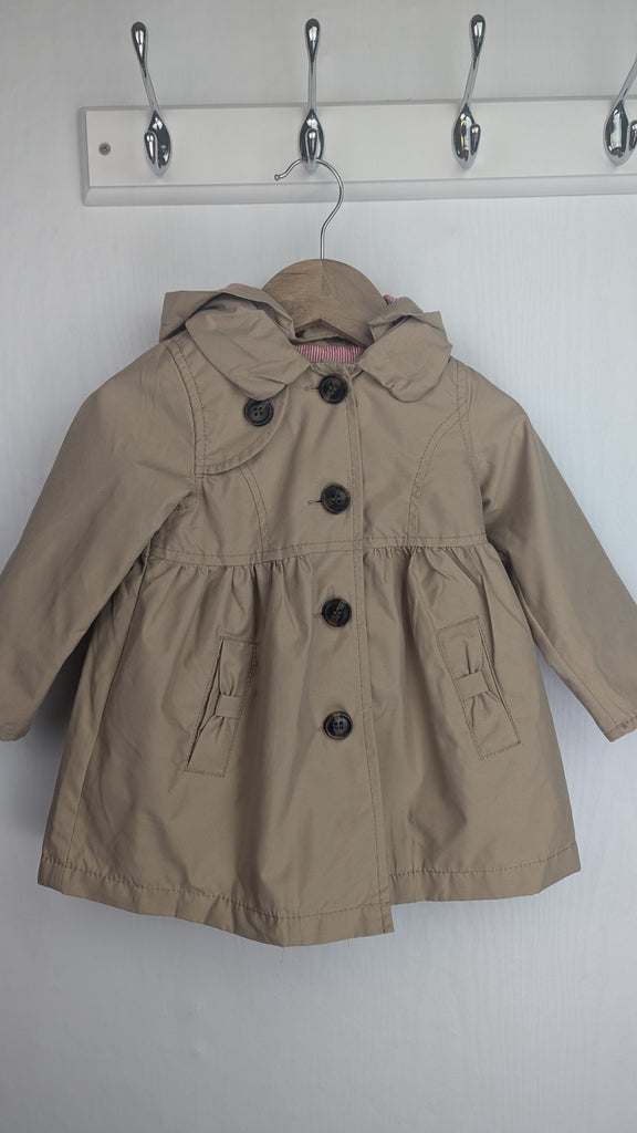 Mothercare Tan Button Trench Coat - Girls 3-6 months Mothercare Used, Preloved, Preworn & Second Hand Baby, Kids & Children's Clothing UK Online. Cheap affordable. Brands including Next, Joules, Nutmeg Morrisons, TU, F&F, H&M.