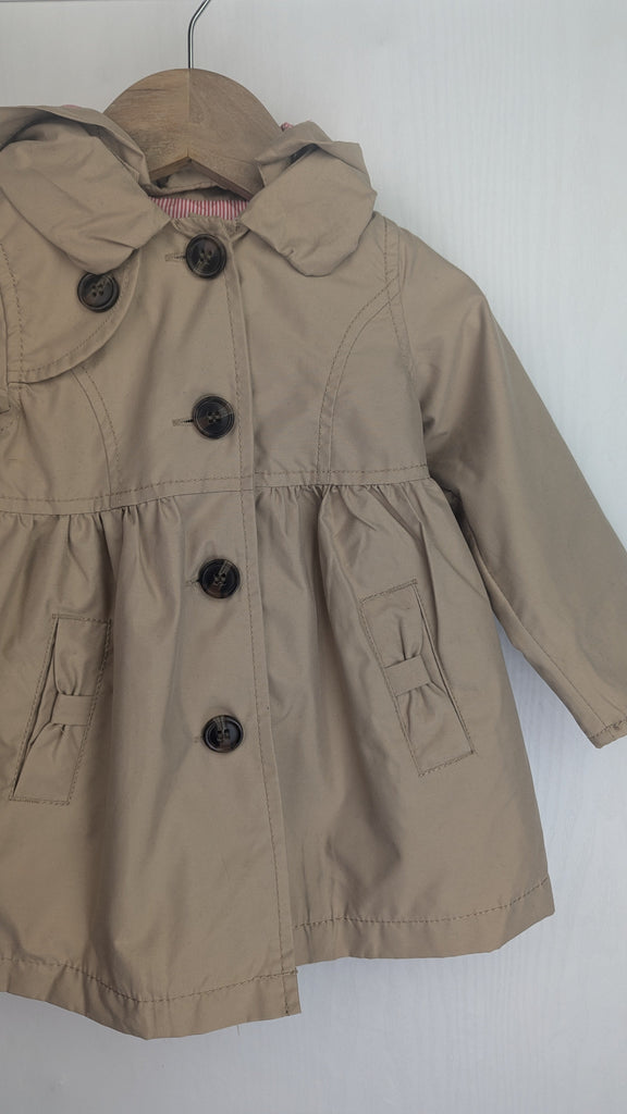 Mothercare Tan Button Trench Coat - Girls 3-6 months Mothercare Used, Preloved, Preworn & Second Hand Baby, Kids & Children's Clothing UK Online. Cheap affordable. Brands including Next, Joules, Nutmeg Morrisons, TU, F&F, H&M.