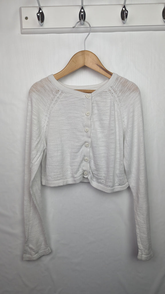 Mothercare white cardigan 7 years Mothercare Used, Preloved, Preworn & Second Hand Baby, Kids & Children's Clothing UK Online. Cheap affordable. Brands including Next, Joules, Nutmeg Morrisons, TU, F&F, H&M.